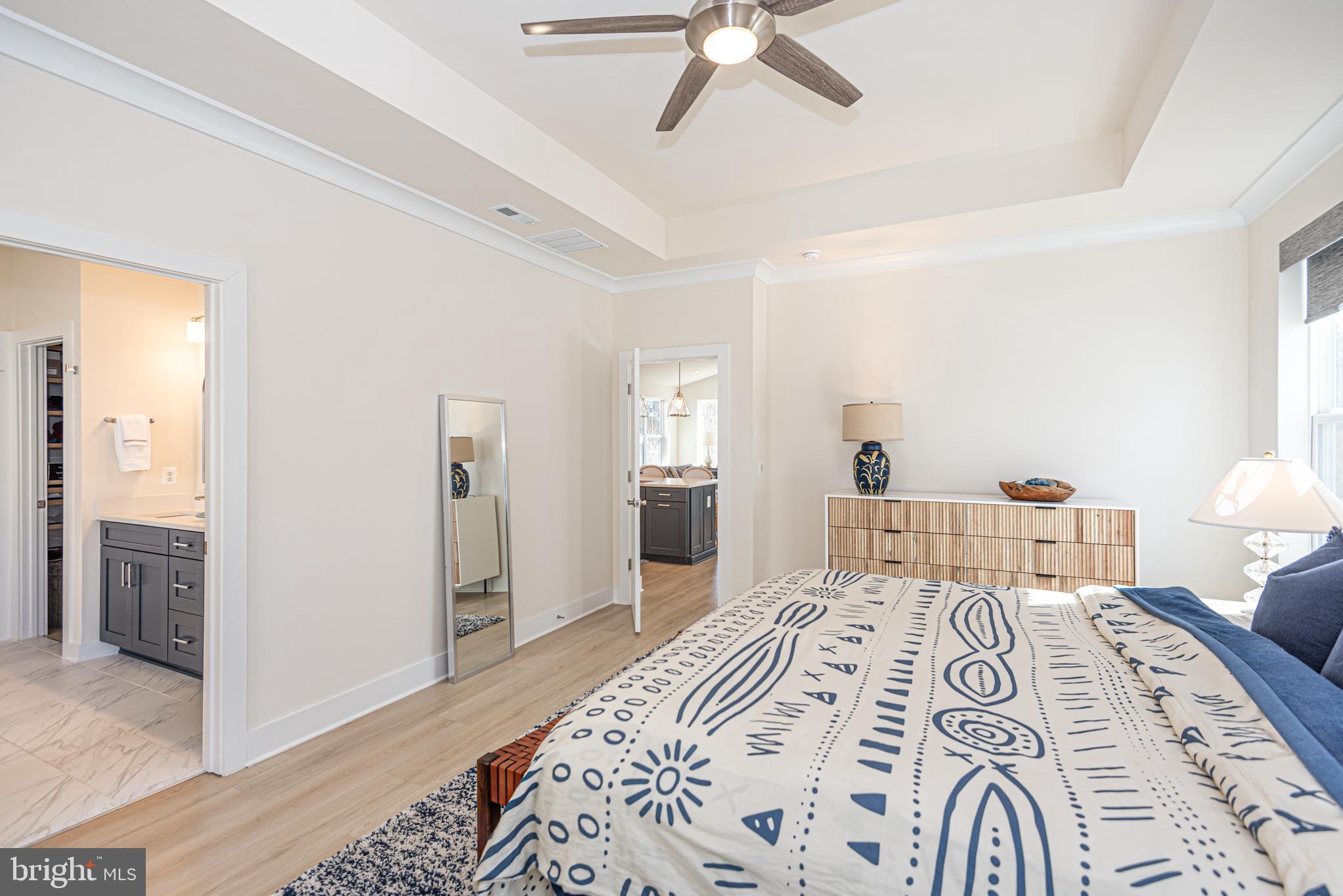 SYCAMORE CHASE - Residential