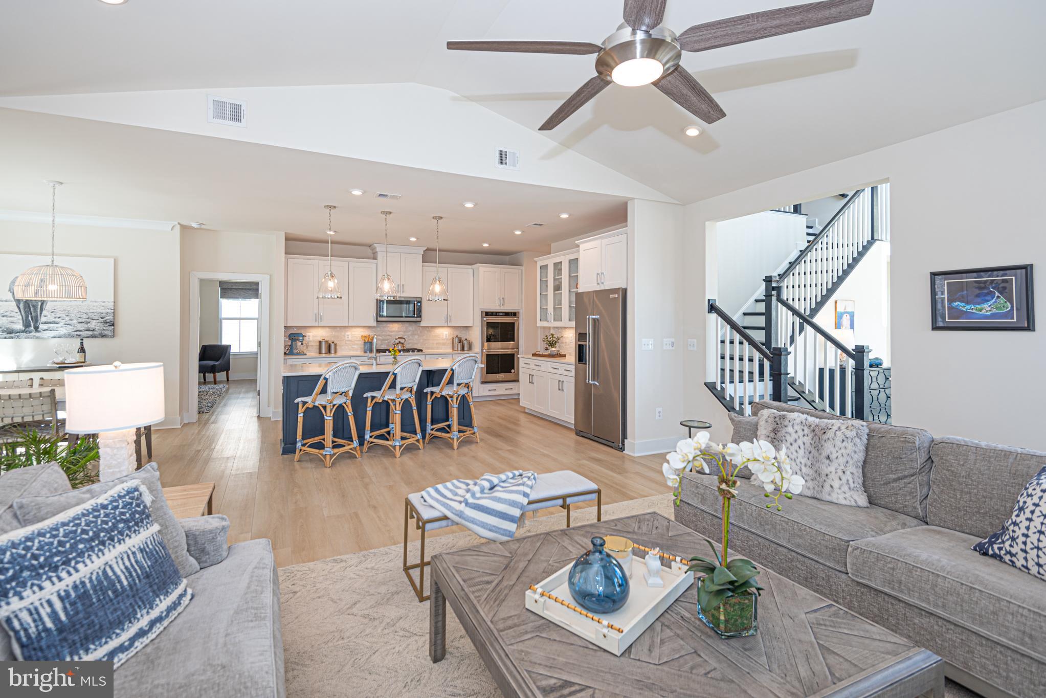 SYCAMORE CHASE - Residential