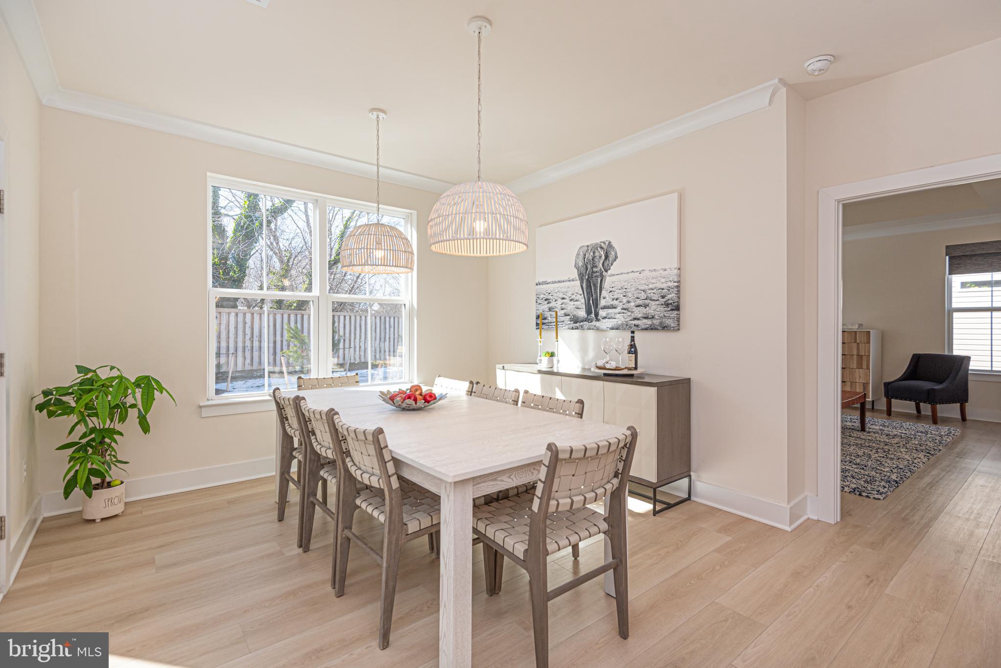 SYCAMORE CHASE - Residential