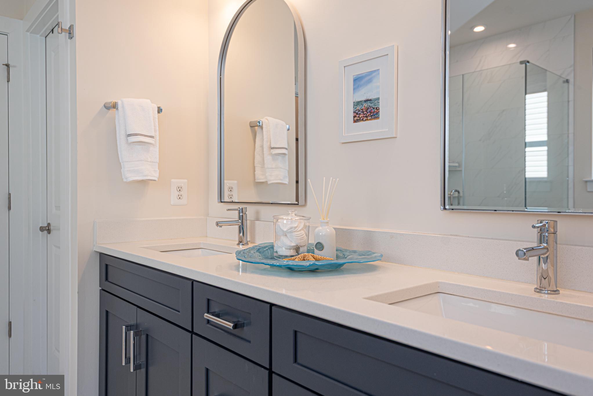 SYCAMORE CHASE - Residential