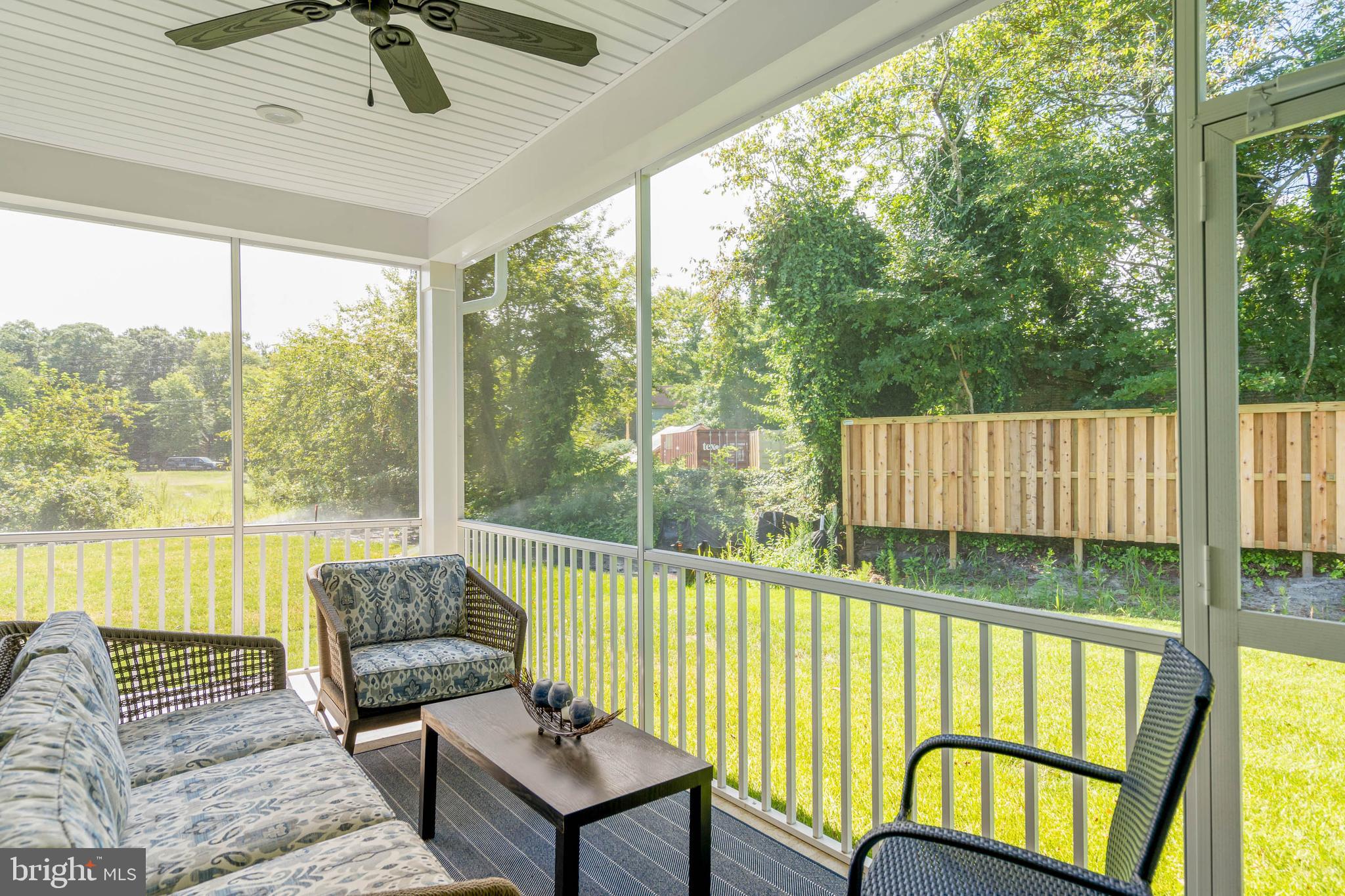 SYCAMORE CHASE - Residential