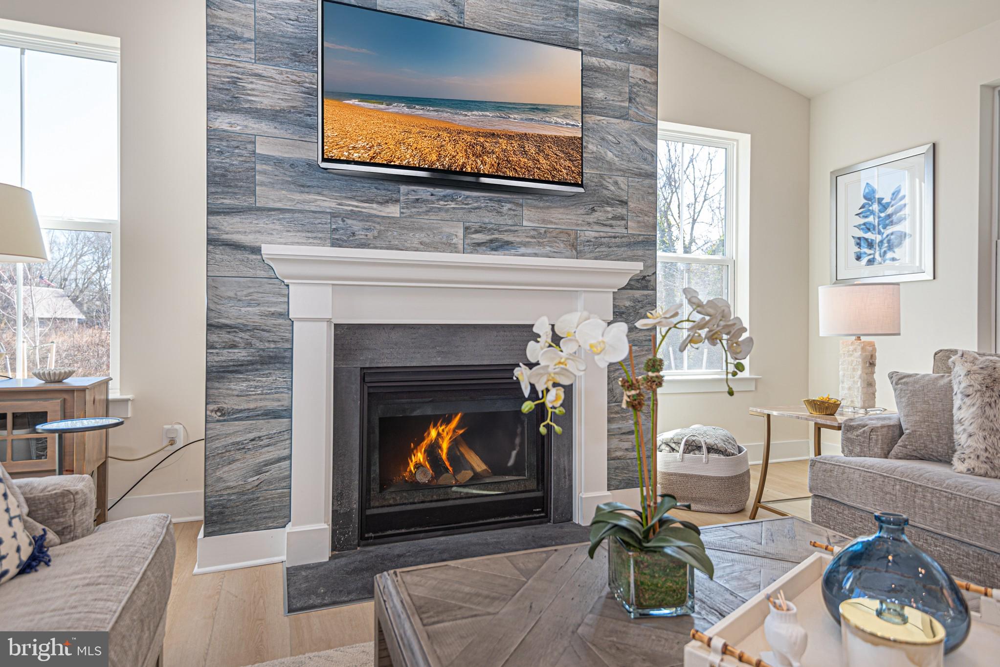 SYCAMORE CHASE - Residential