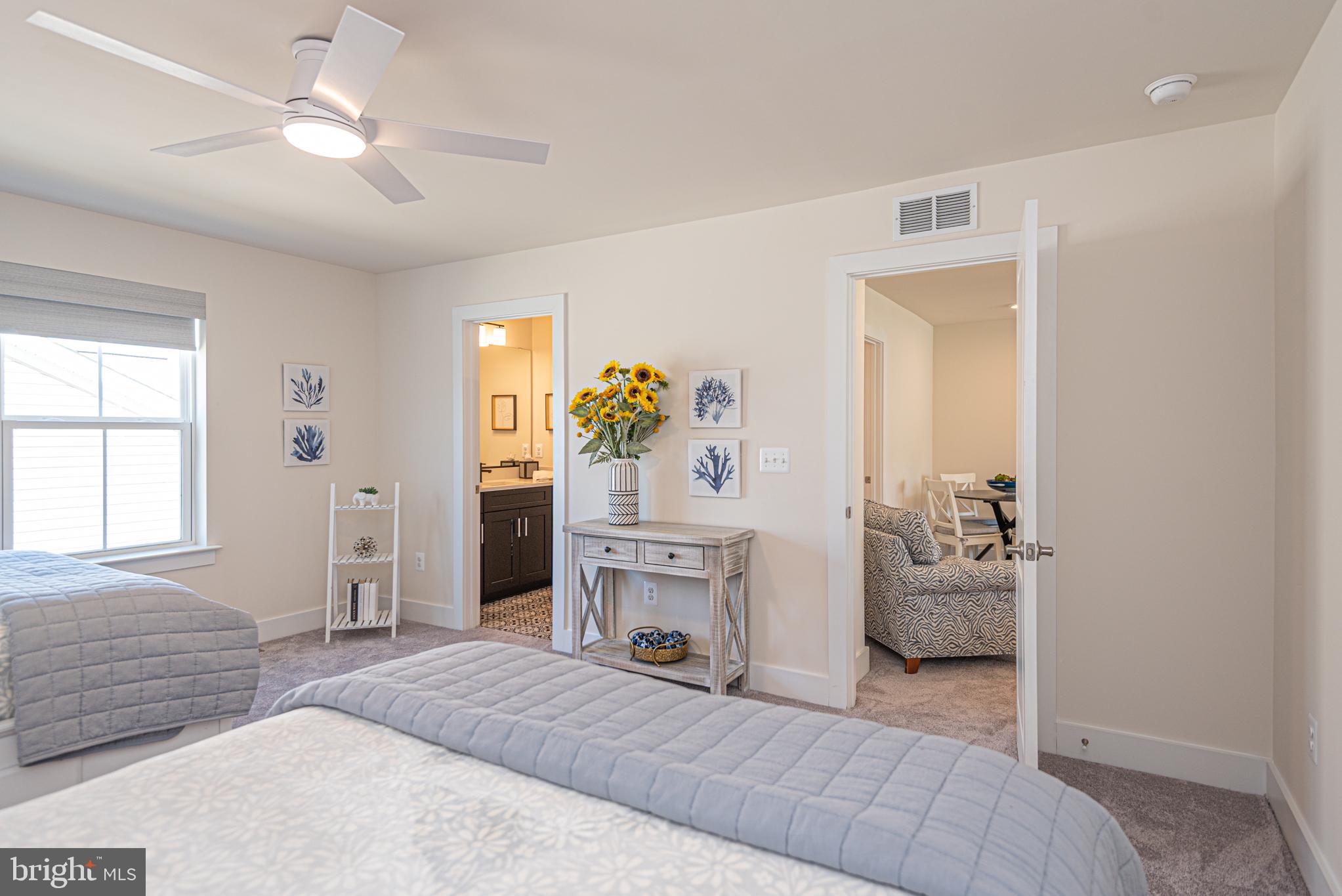 SYCAMORE CHASE - Residential