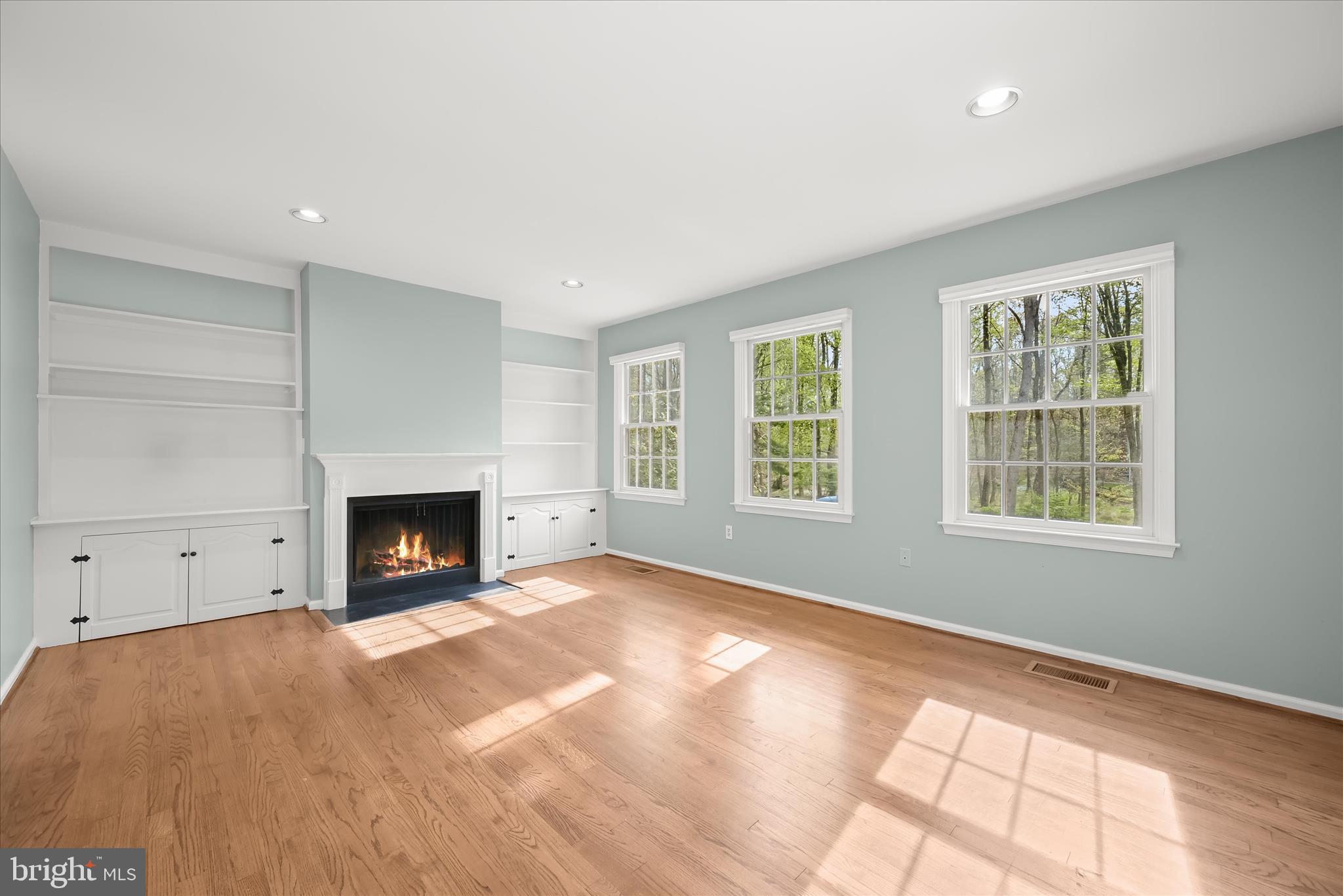 HICKORY RIDGE - Residential