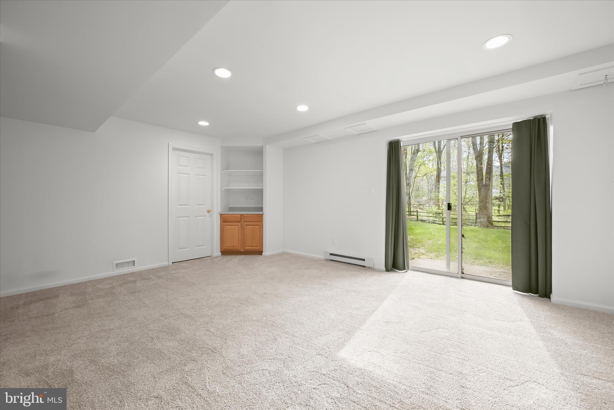 HICKORY RIDGE - Residential