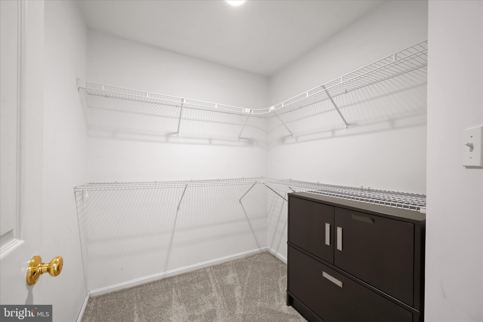 HICKORY RIDGE - Residential