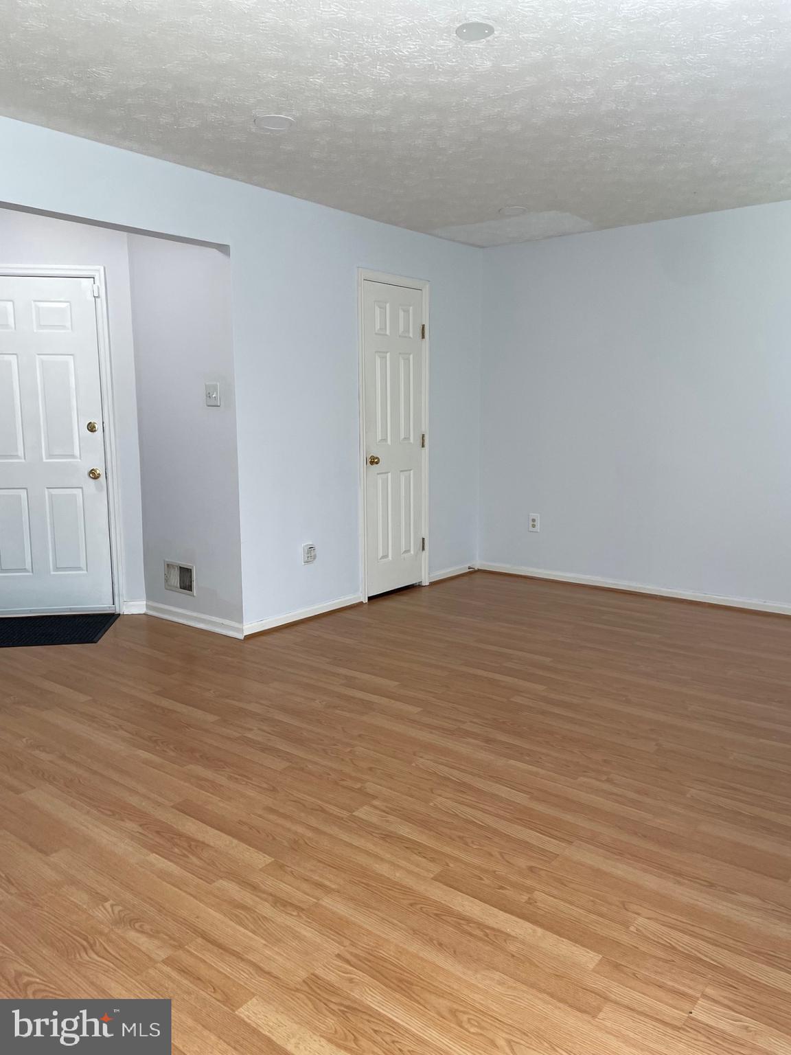 FERNSHIRE FARMS - Residential Lease