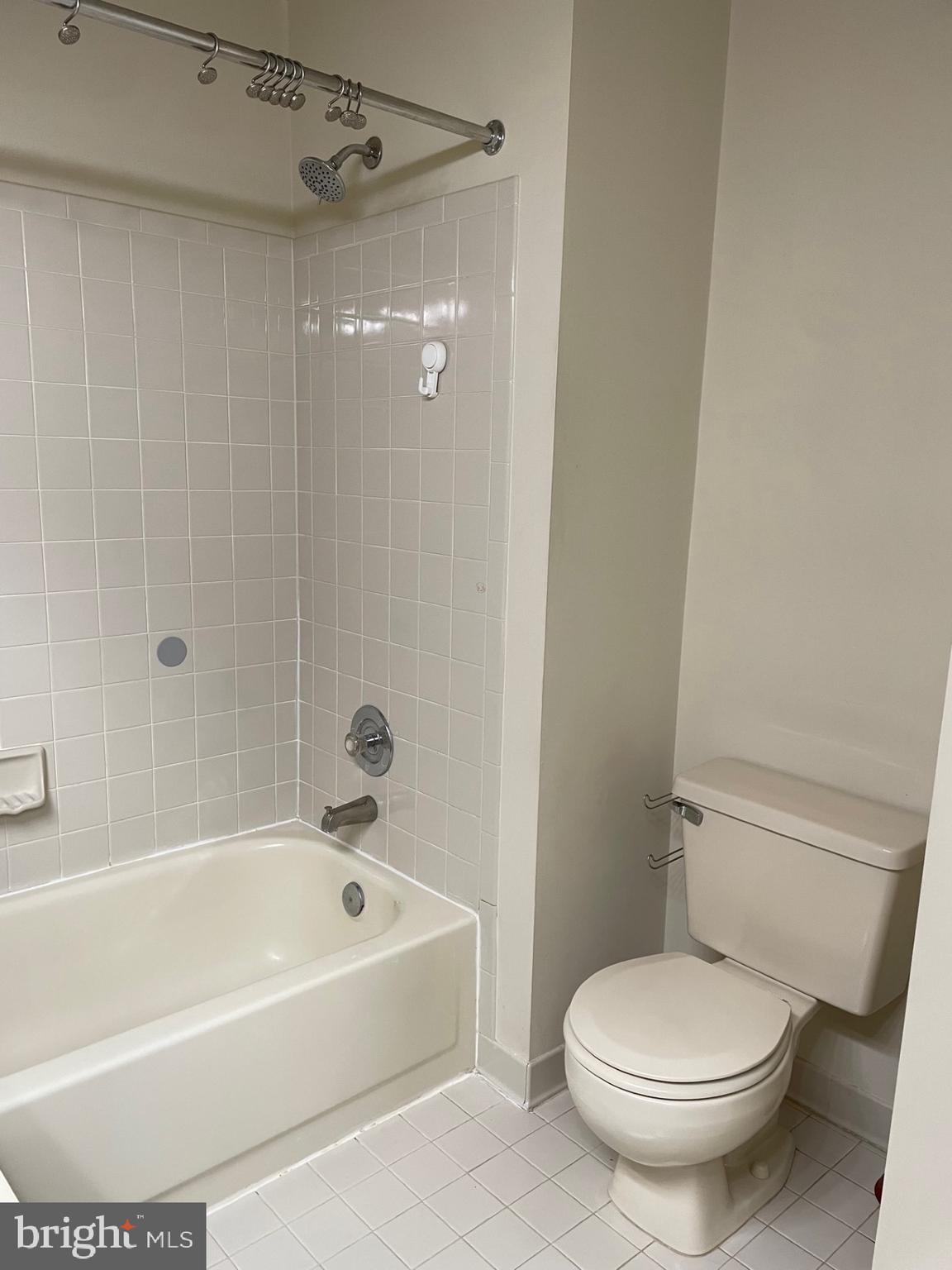 FERNSHIRE FARMS - Residential Lease