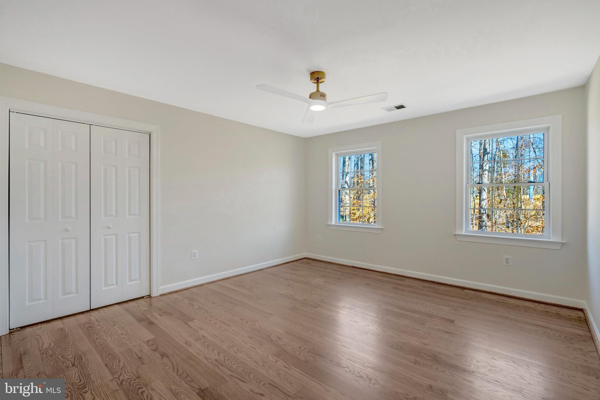 HAMPTON WOODS WEST - Residential