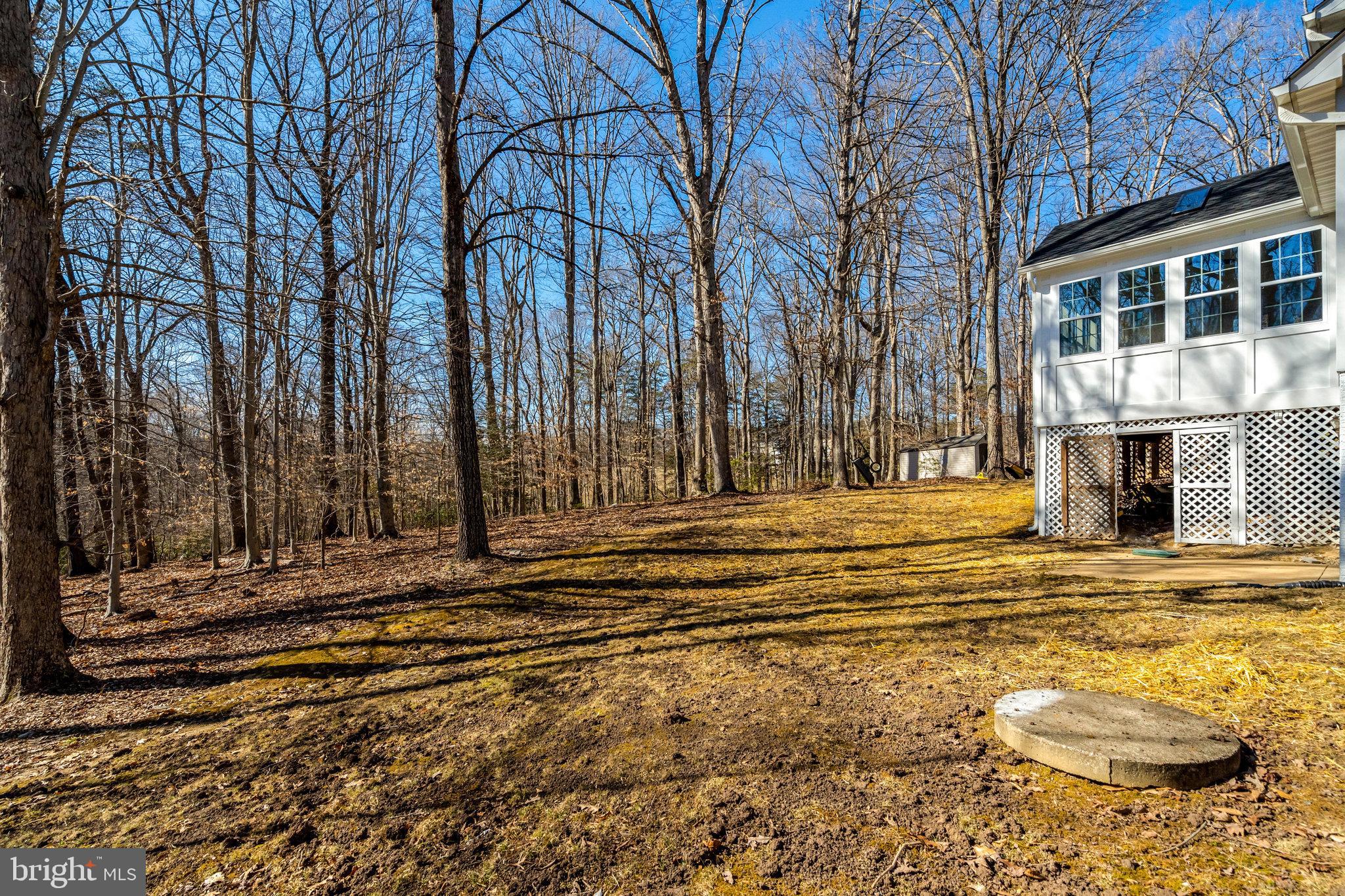 HAMPTON WOODS WEST - Residential