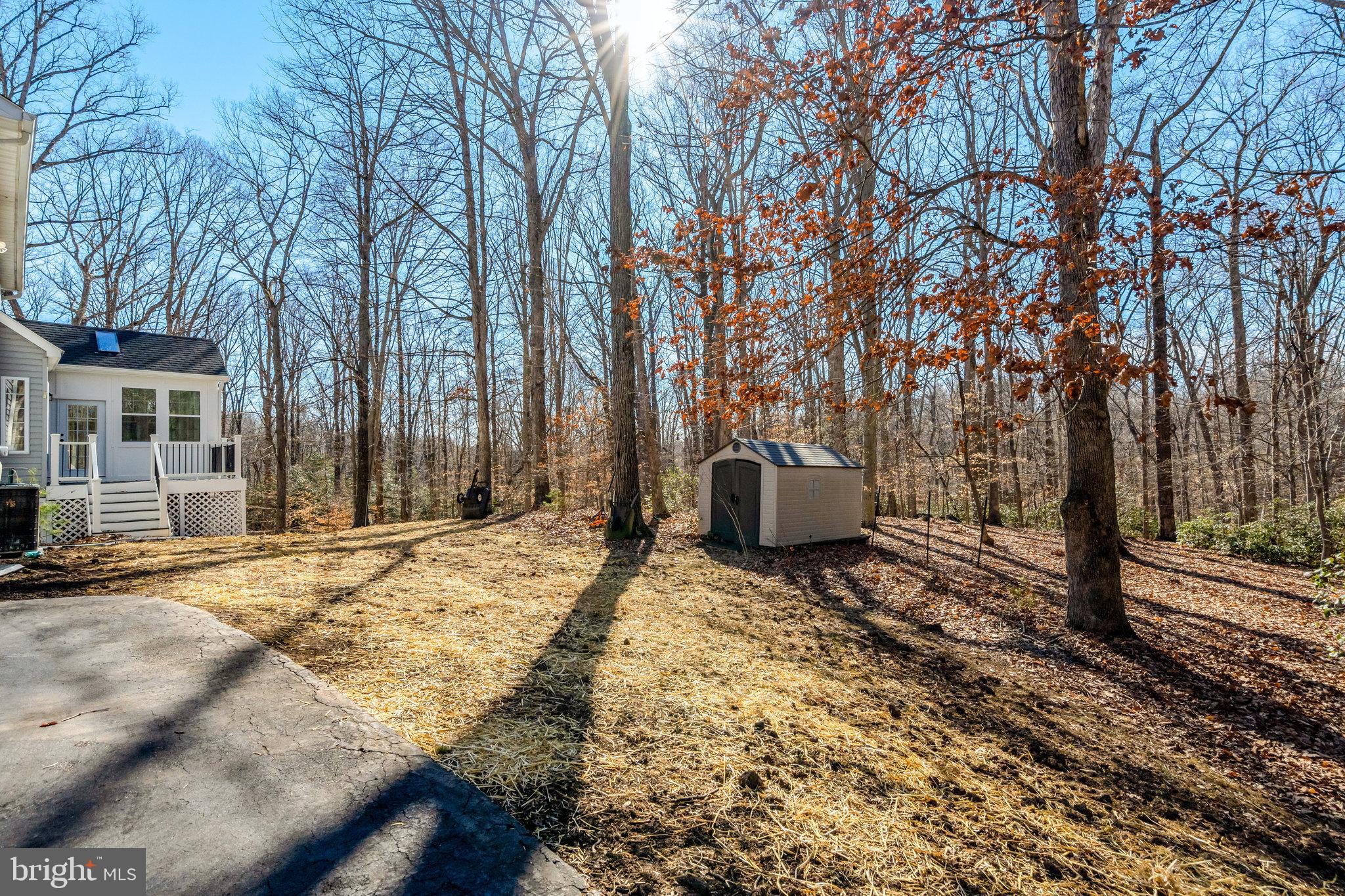 HAMPTON WOODS WEST - Residential