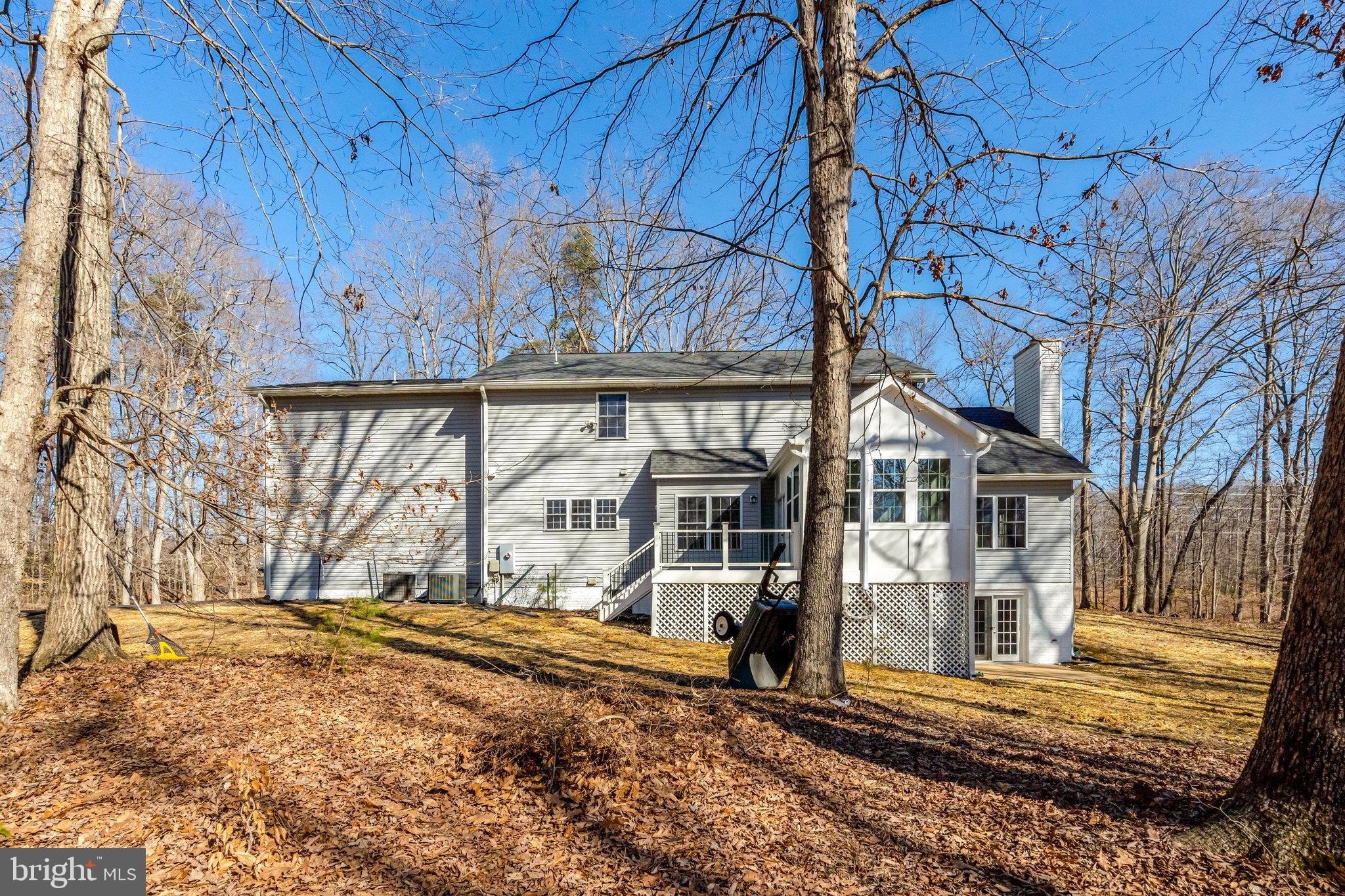 HAMPTON WOODS WEST - Residential