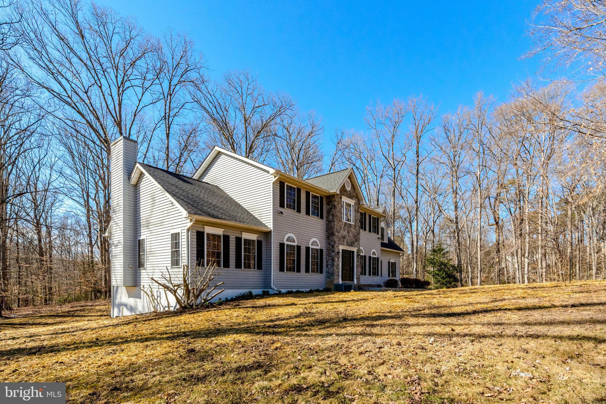 HAMPTON WOODS WEST - Residential