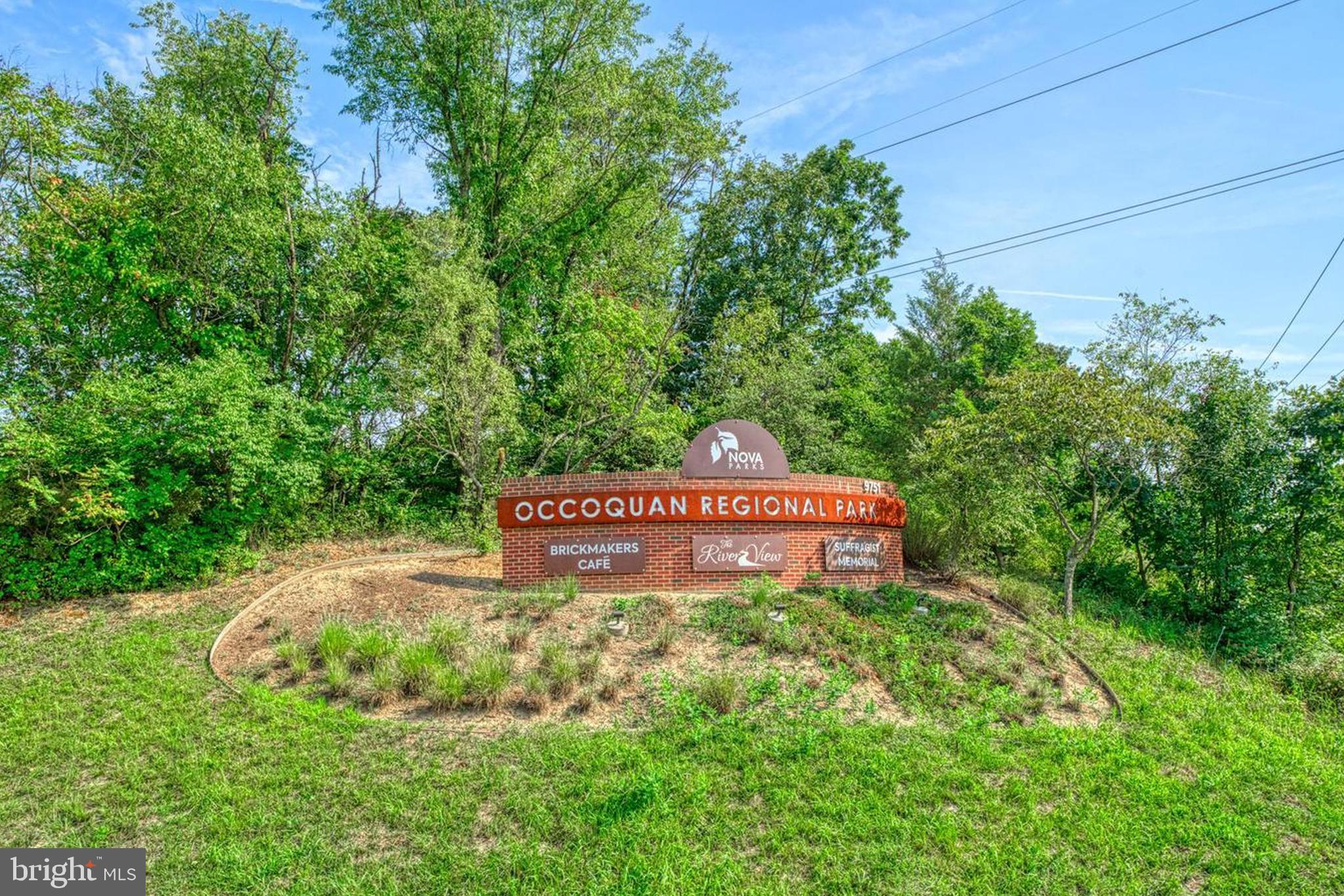 HAMPTON WOODS WEST - Residential