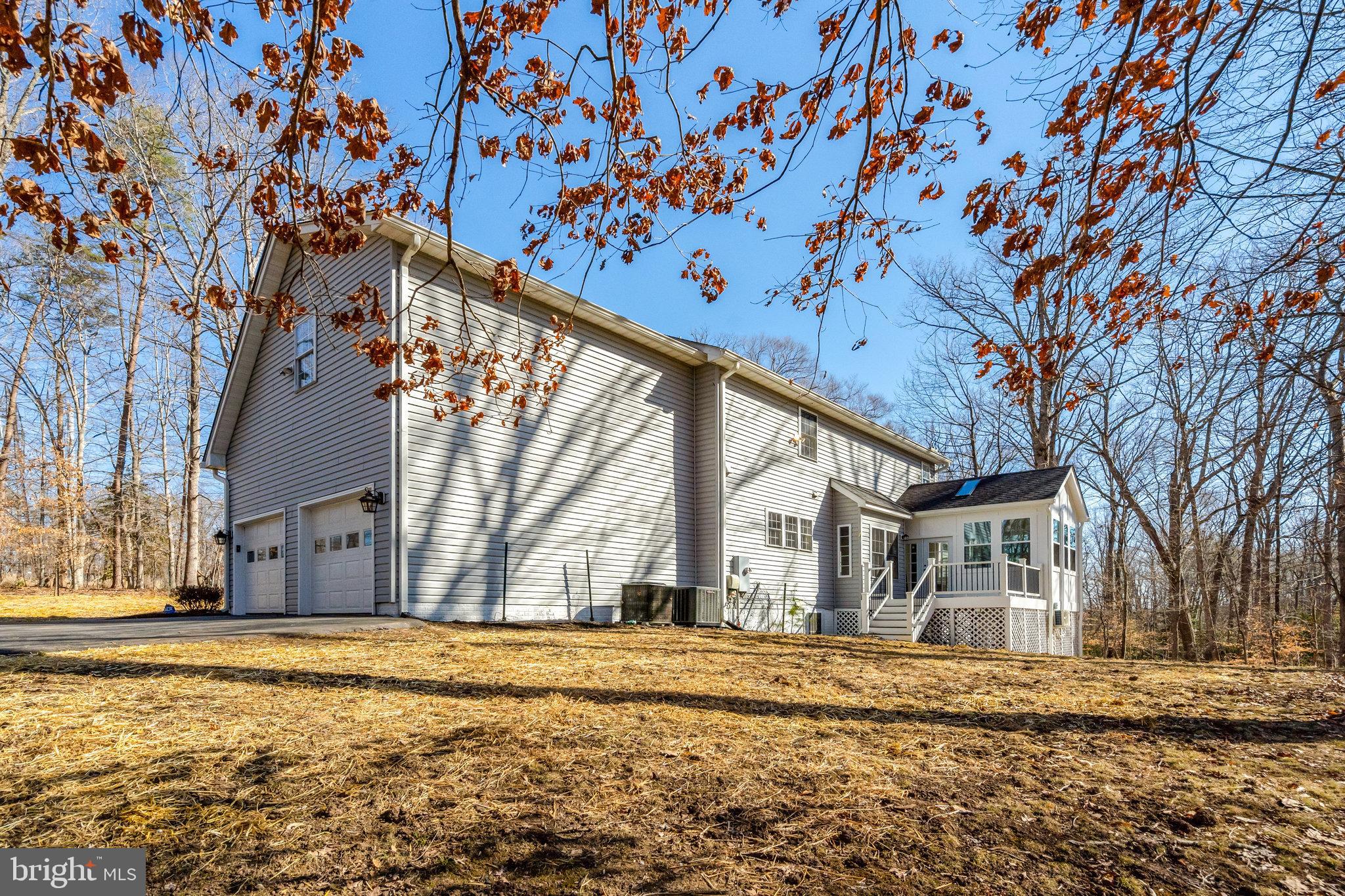 HAMPTON WOODS WEST - Residential