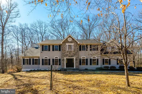 9034 Swift Creek Road, Fairfax Station, VA MLS: VAFX2225484