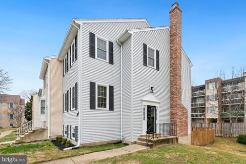 Townhouse For Sale - 3133 Beaverwood Lane<br/> SILVER SPRING, MD 20906