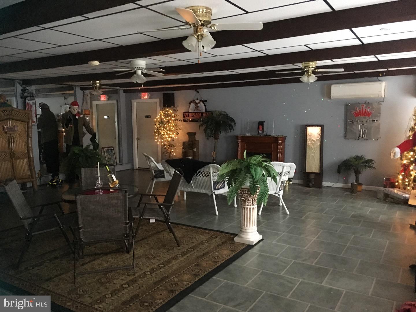 SAINT CLAIR - Commercial Sale