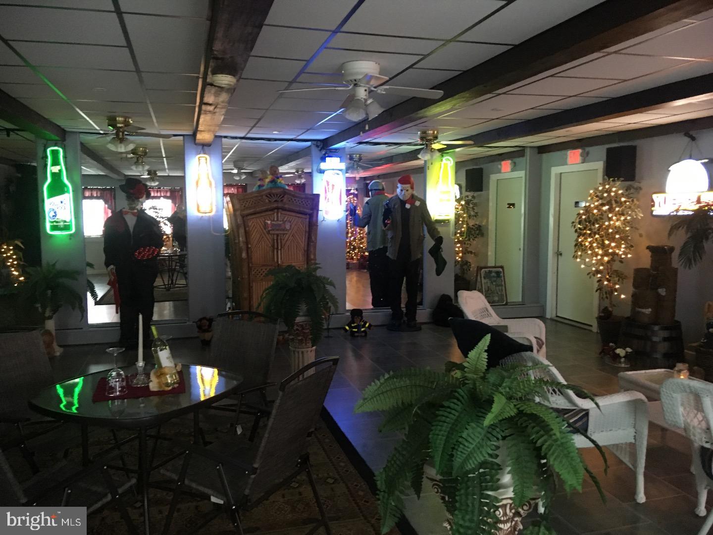 SAINT CLAIR - Commercial Sale