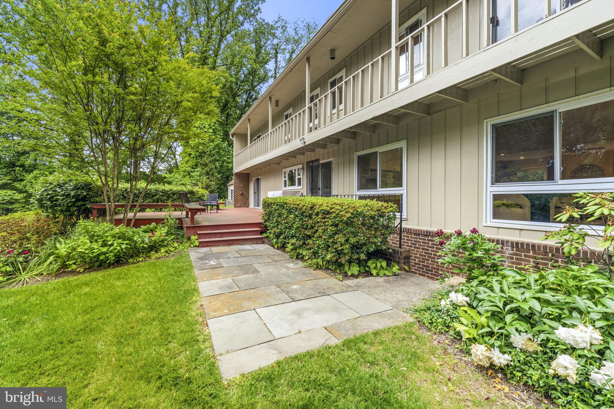 FAWCETT FARMS - Residential