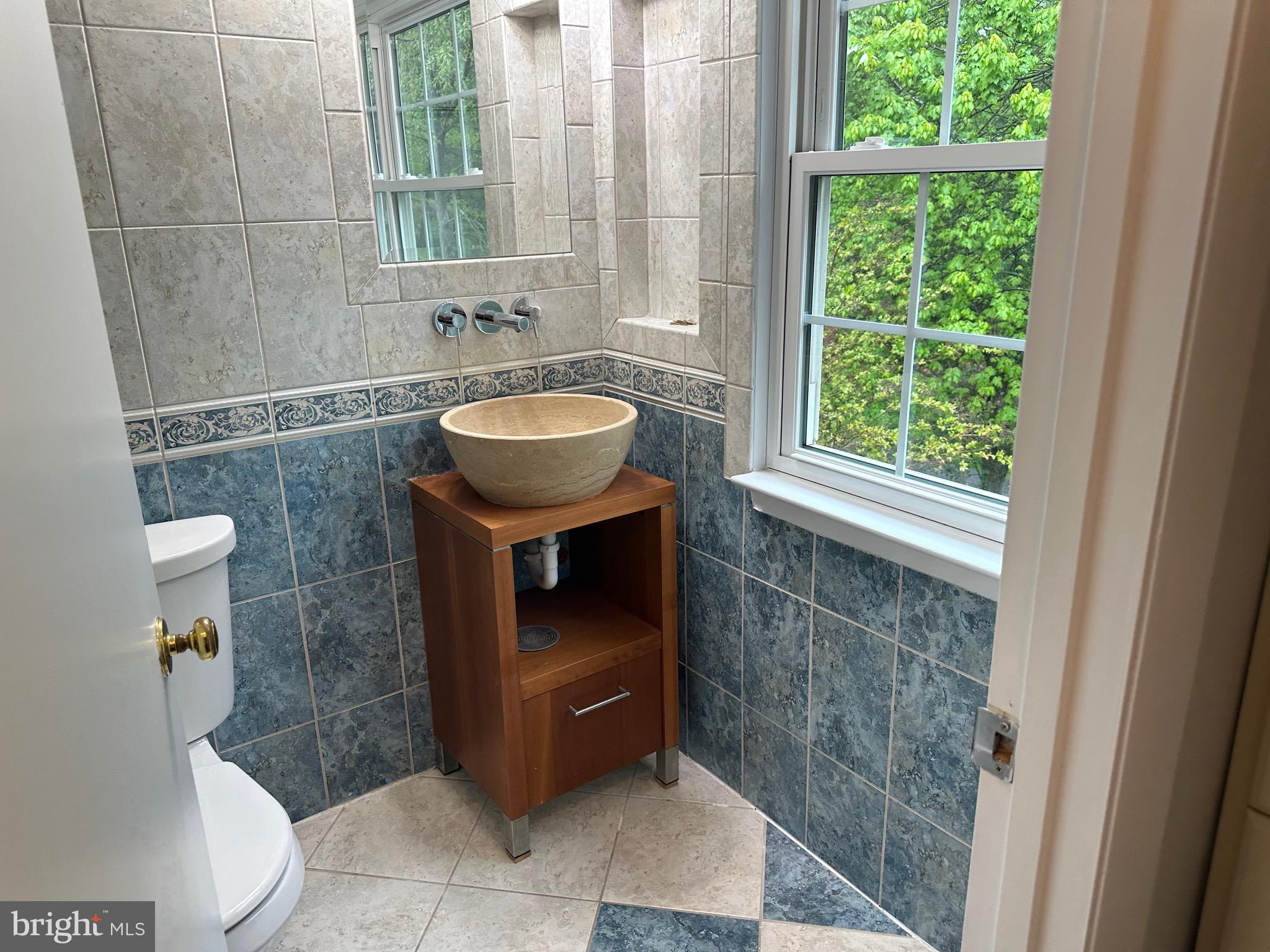 CHURCHILL TOWN SECTOR - Residential Lease