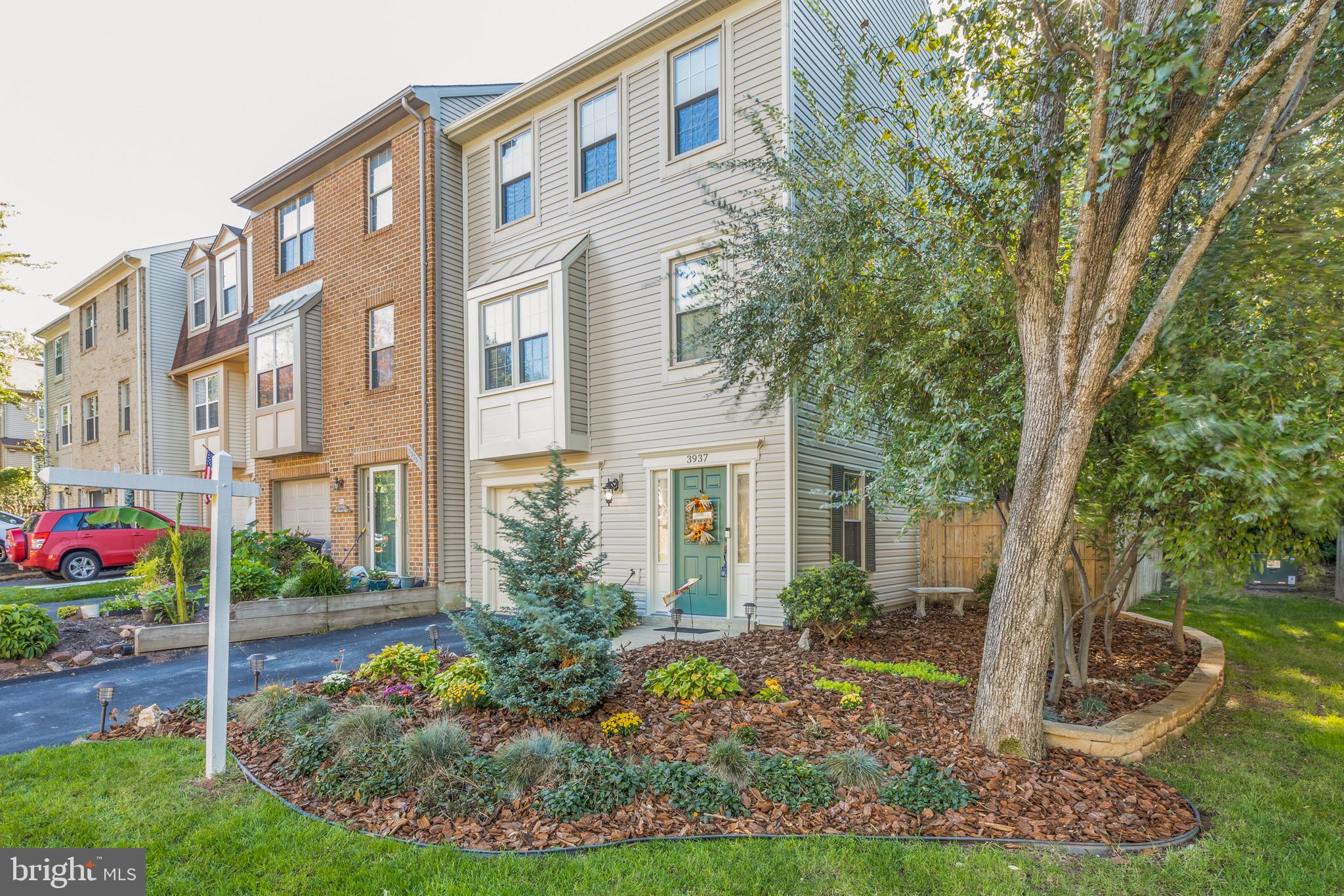 FAIR WOODS - Residential