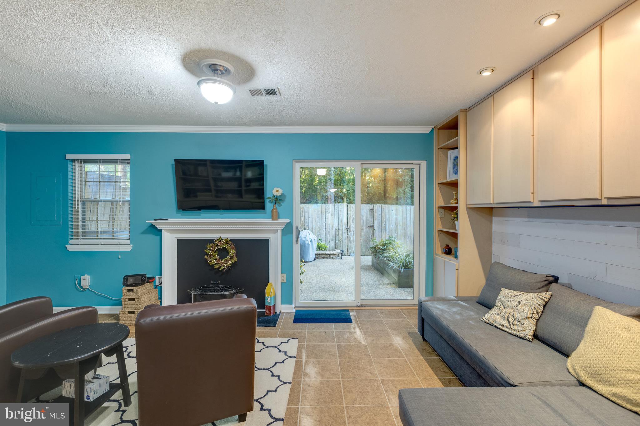 FAIR WOODS - Residential