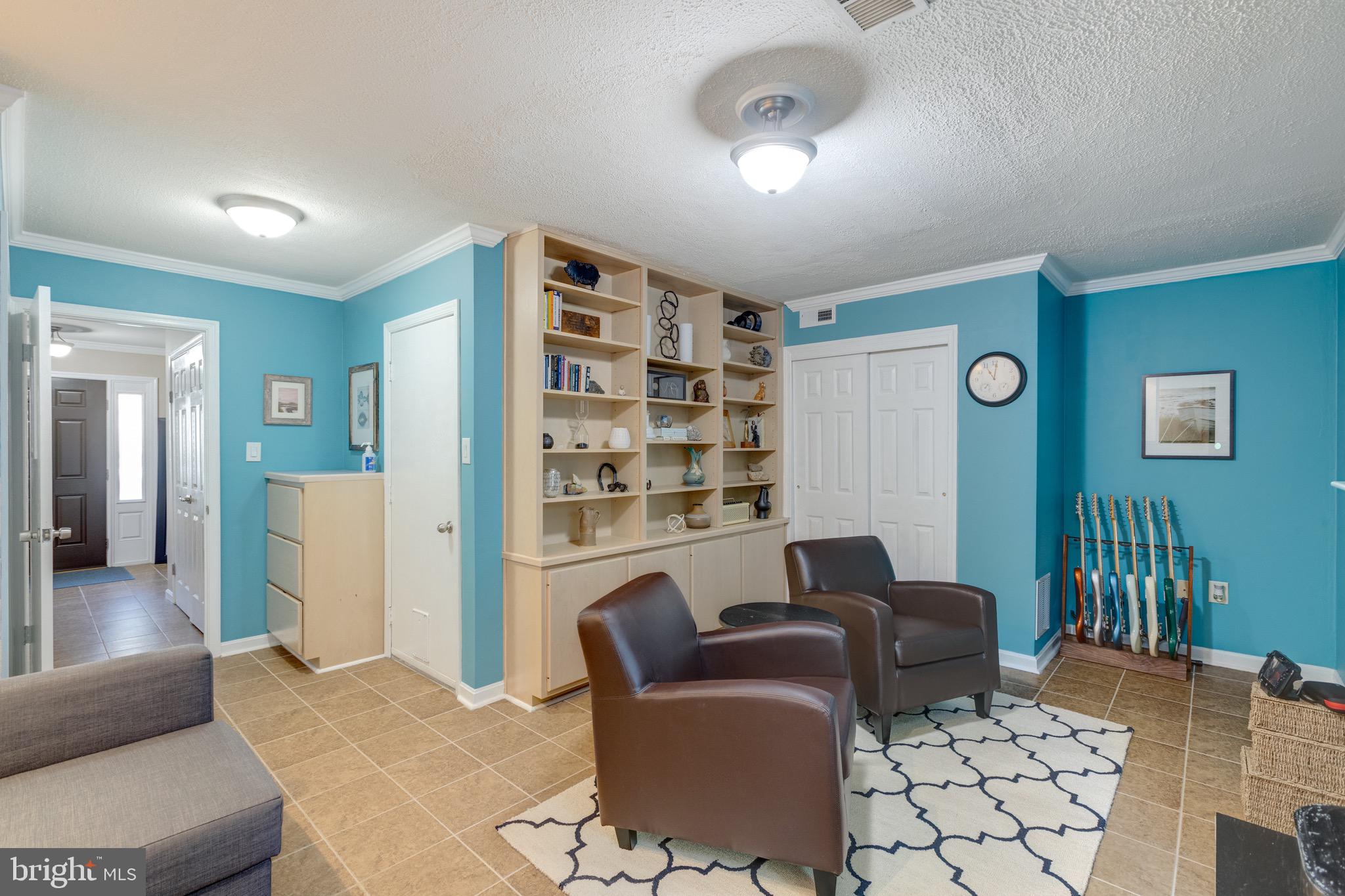 FAIR WOODS - Residential