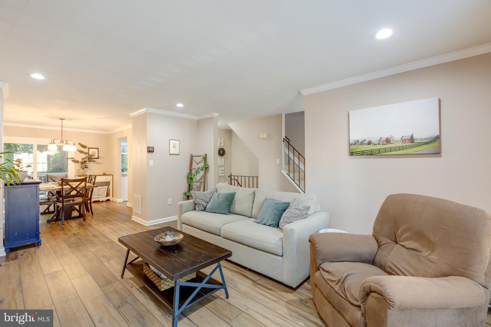 FAIR WOODS - Residential