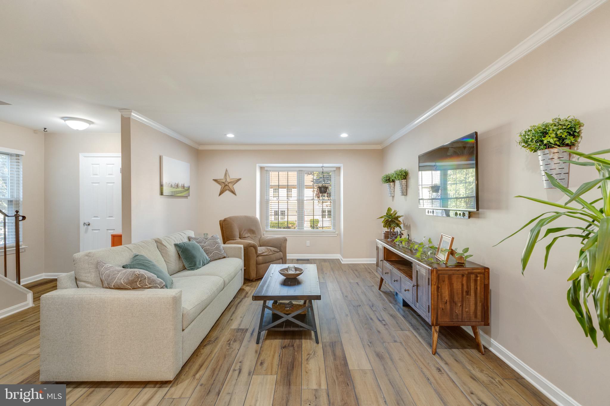 FAIR WOODS - Residential