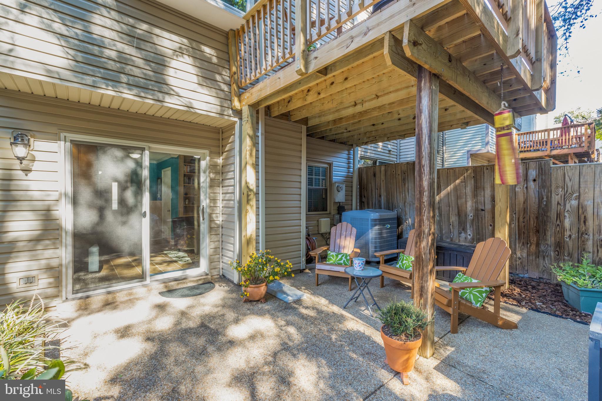 FAIR WOODS - Residential