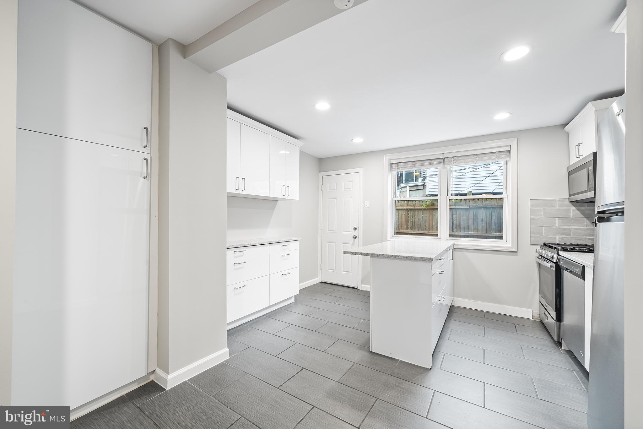 EAST PASSYUNK CROSSING - Residential