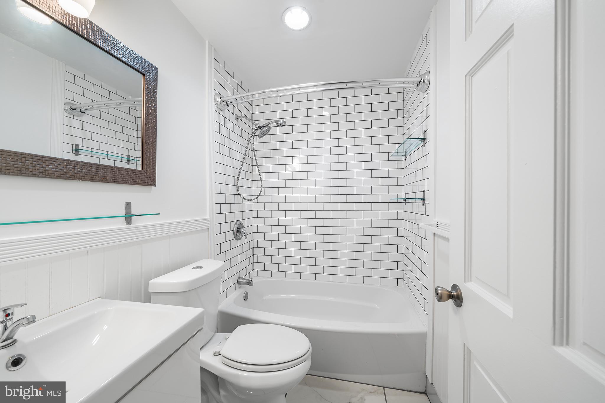 EAST PASSYUNK CROSSING - Residential