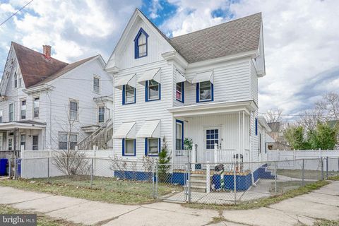 Homes For Sale - 200 S 4th Street<br/> Cumberland County, MILLVILLE, NJ 08332