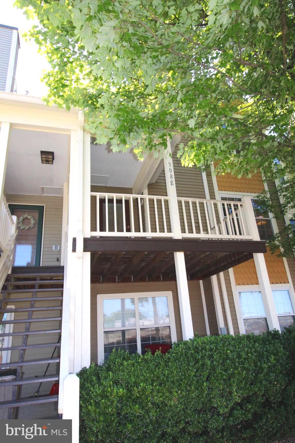 TIFFANY PLACE - Residential