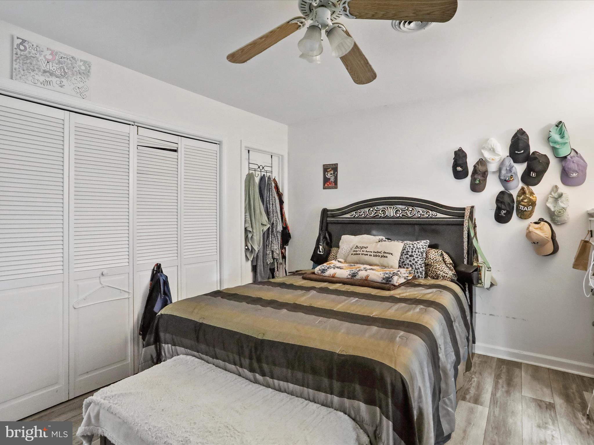 HILLCREST - Residential