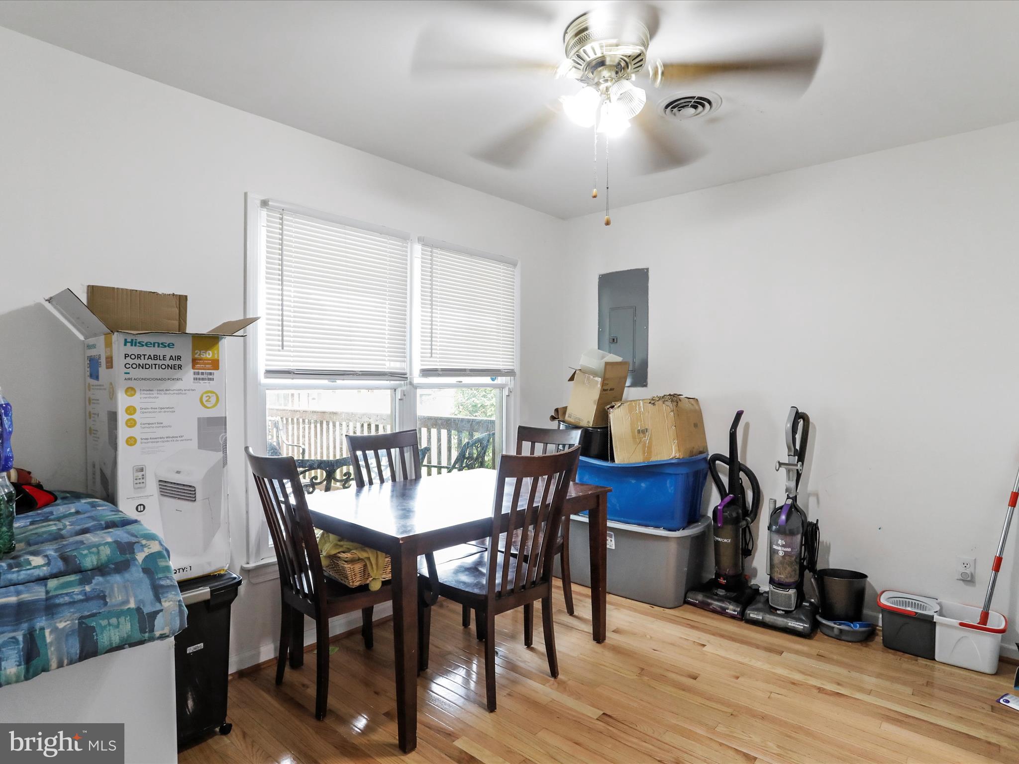 HILLCREST - Residential