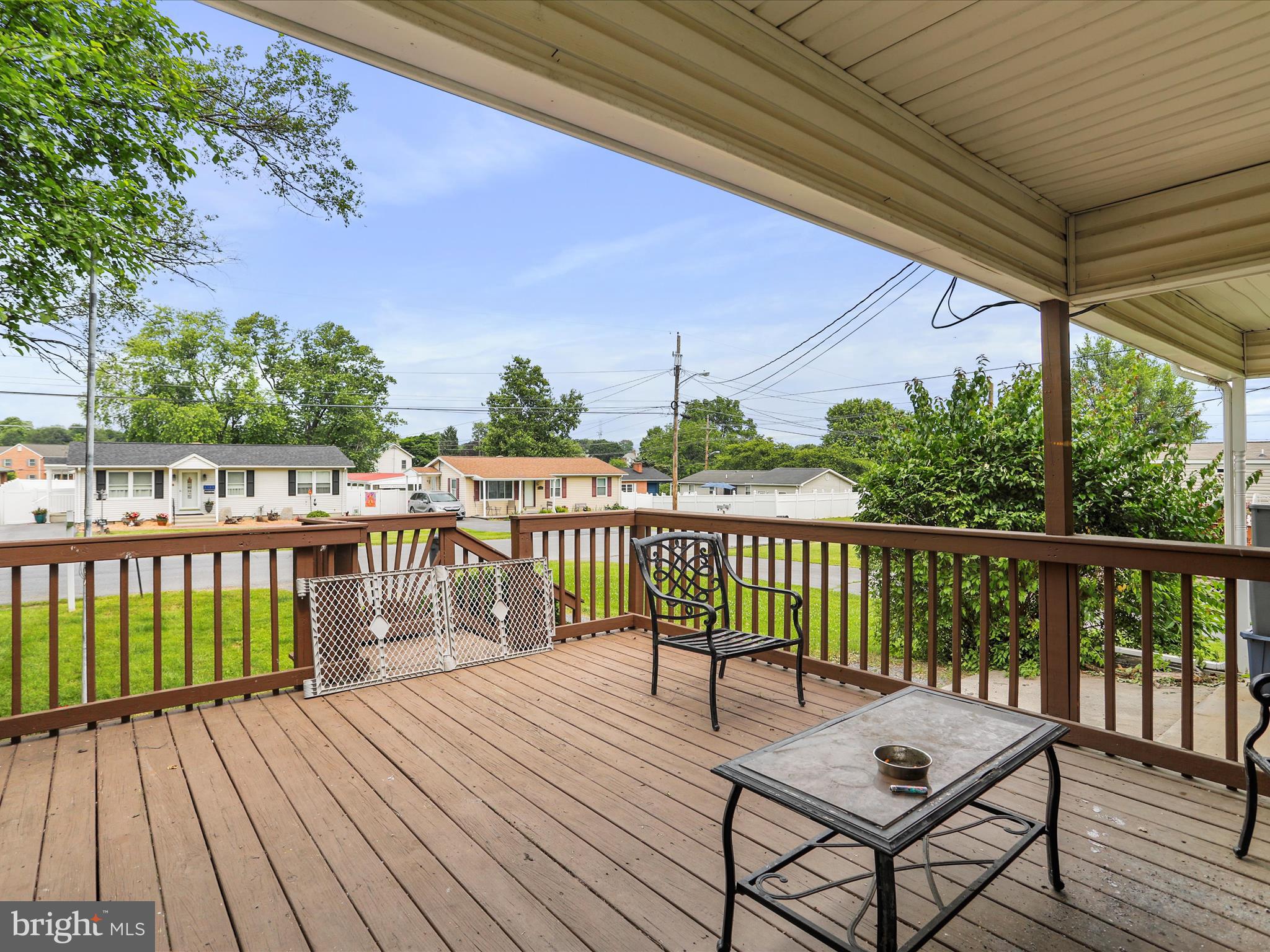 HILLCREST - Residential