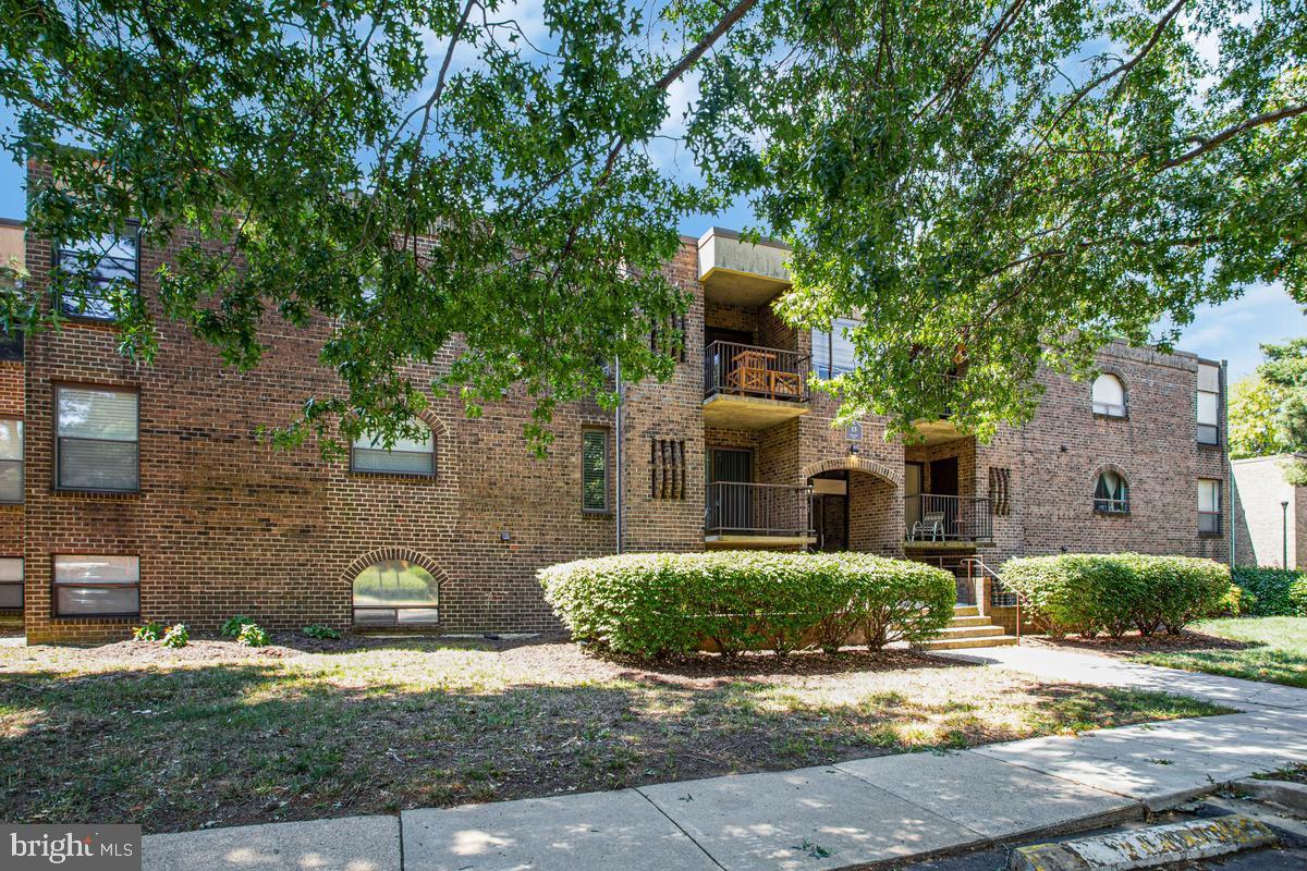 15 SILVERWOOD CIRCLE 6