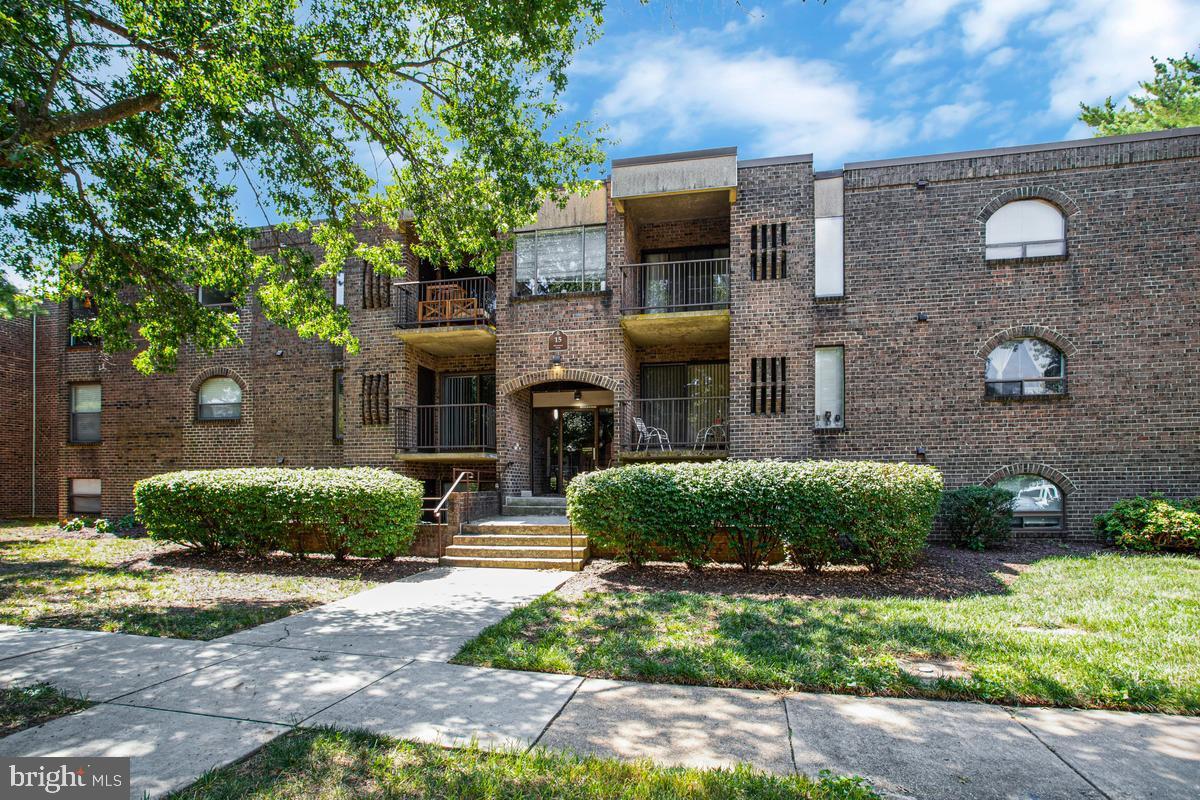 15 SILVERWOOD CIRCLE 6