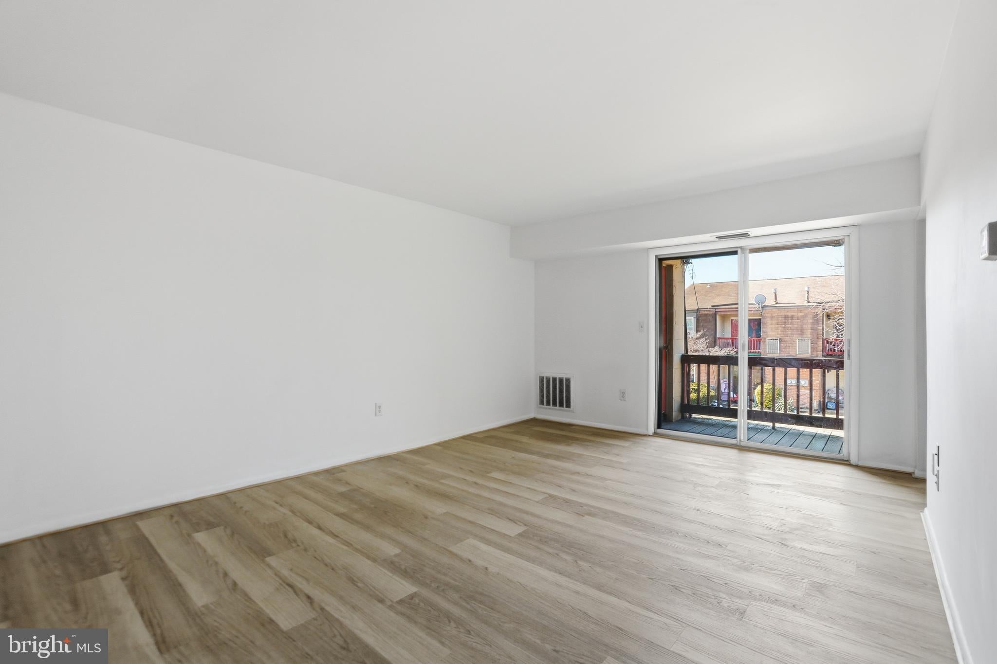 1242 LIBERTE COURT