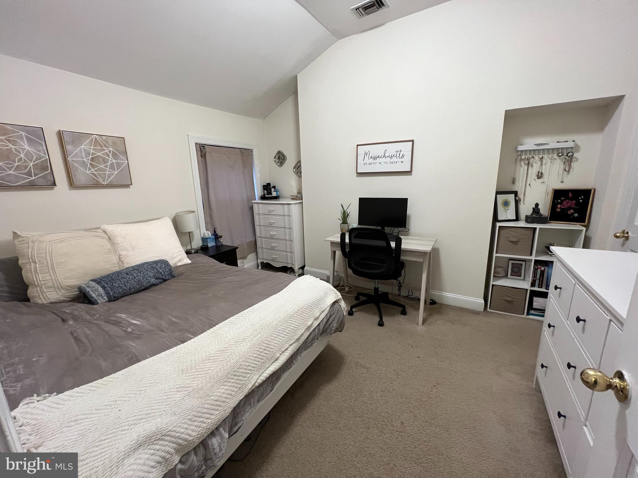 RITTENHOUSE SQUARE - Residential Lease