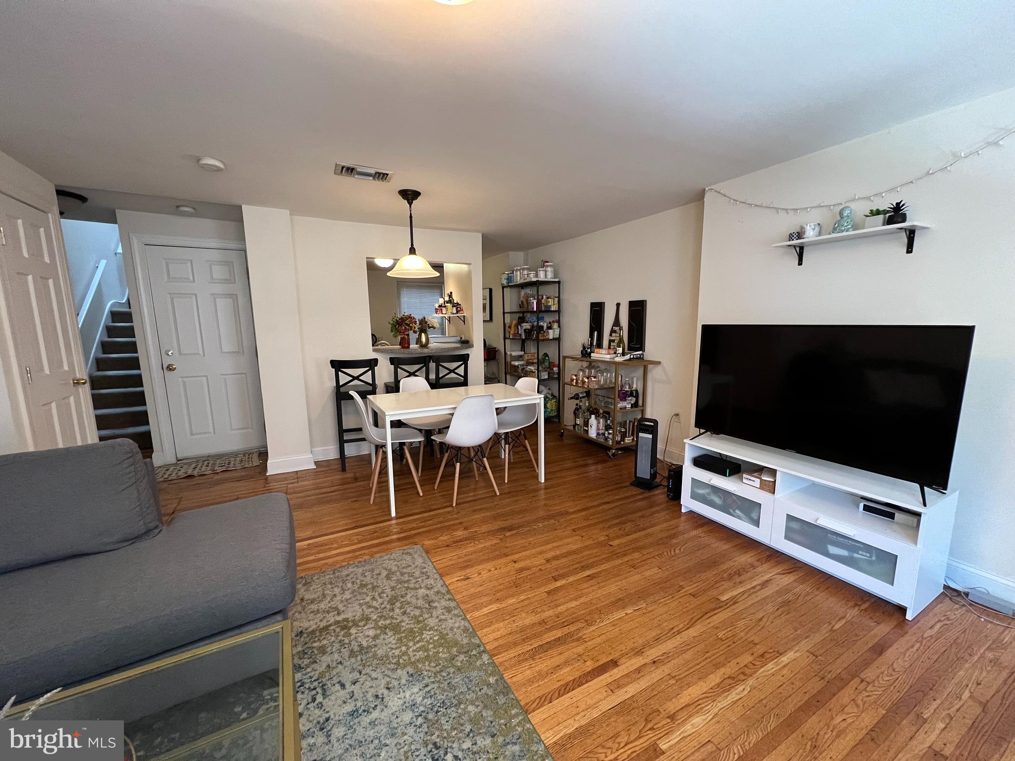 RITTENHOUSE SQUARE - Residential Lease