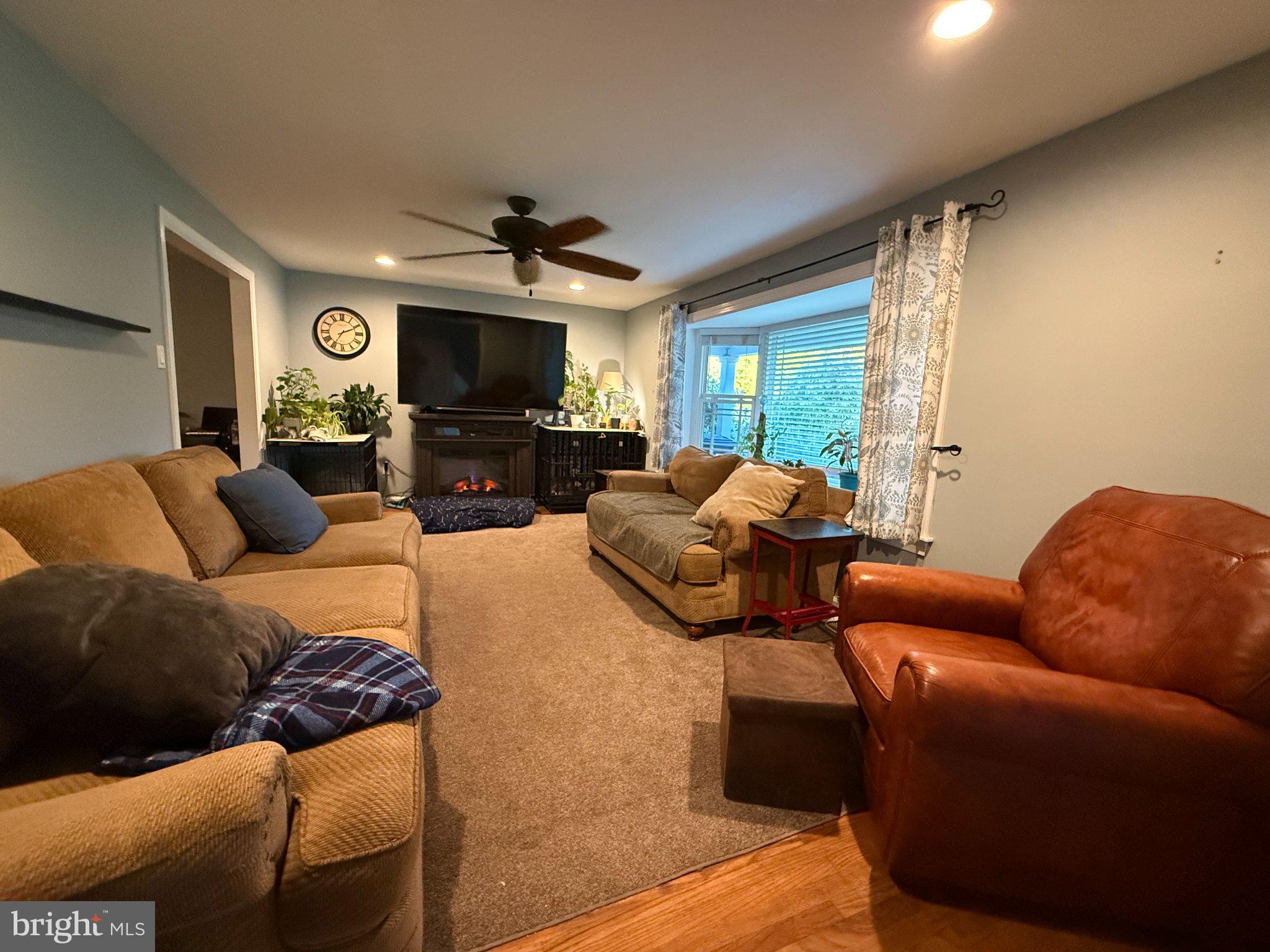 LANGHORNE MANOR - Residential