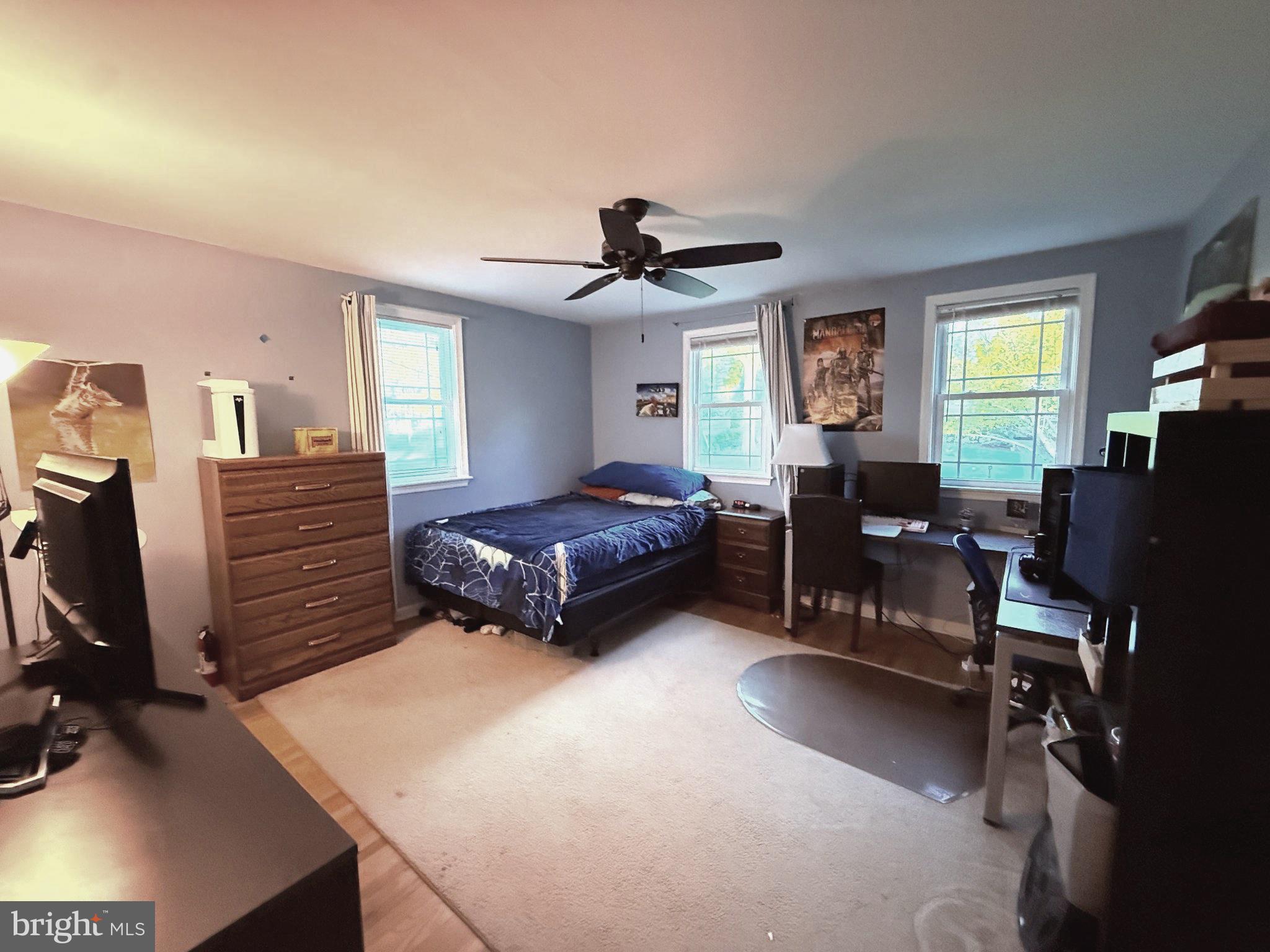 LANGHORNE MANOR - Residential