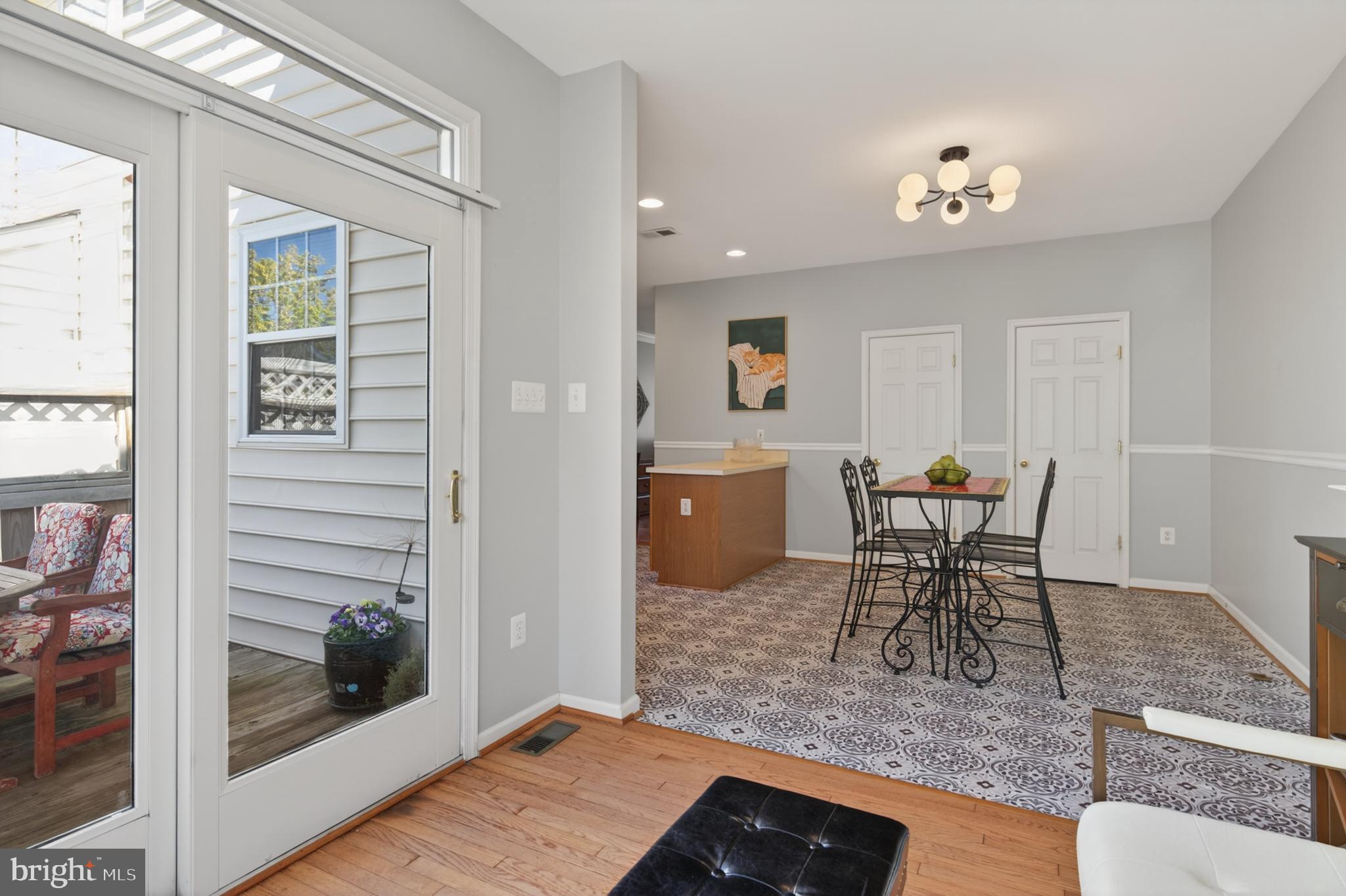 THE LANDINGS AT RIVER OAKS - Residential