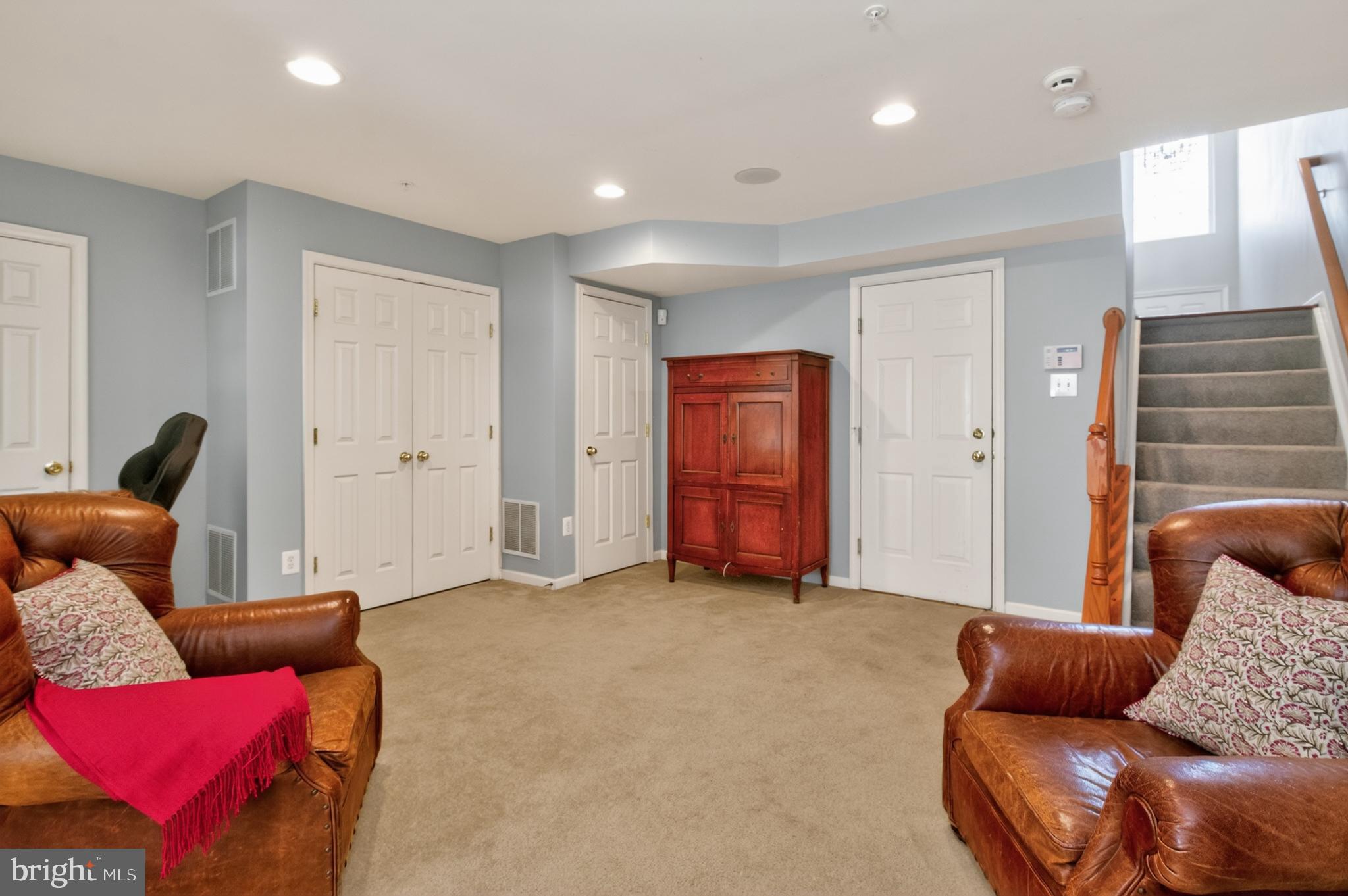 THE LANDINGS AT RIVER OAKS - Residential