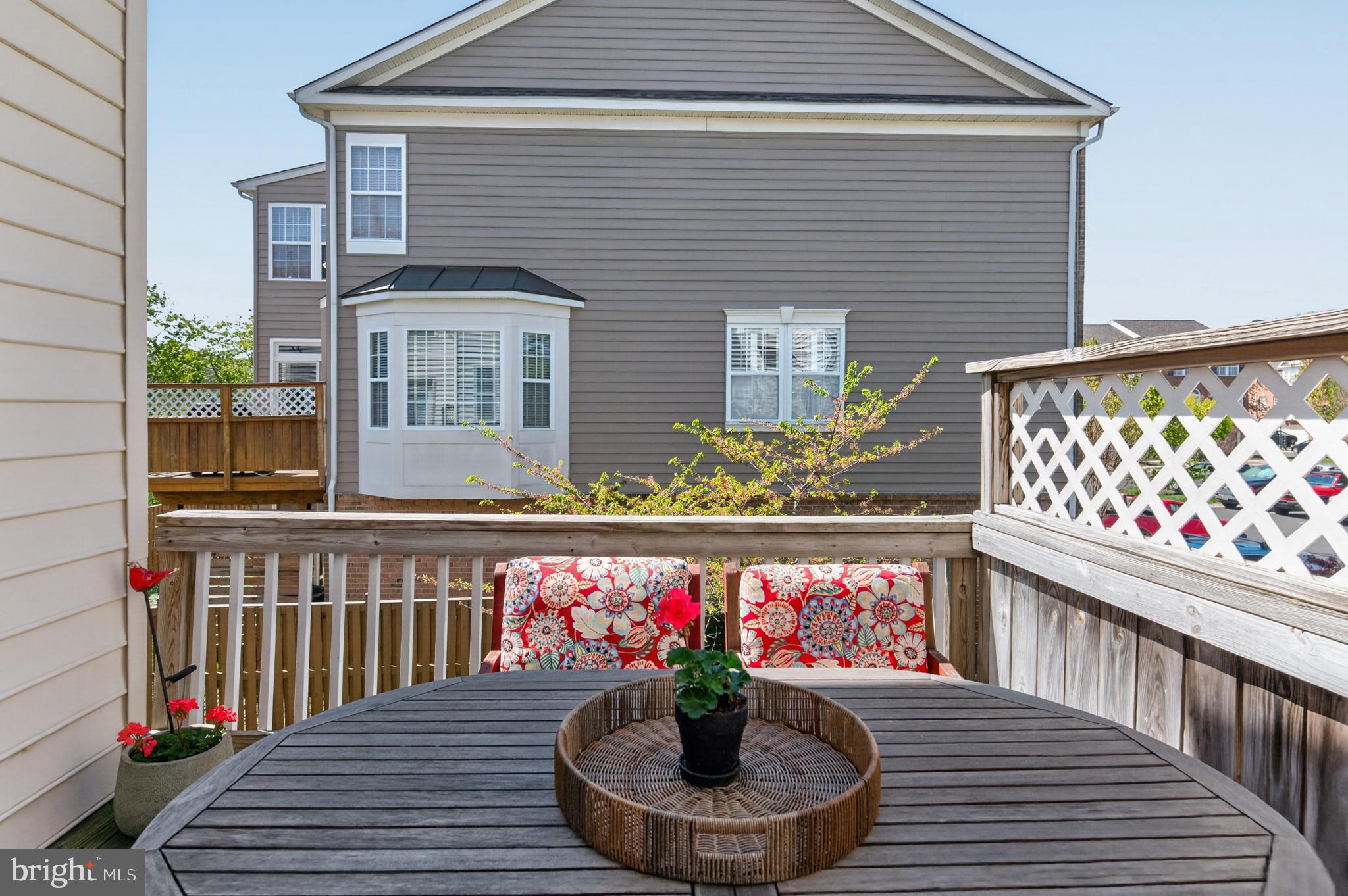 THE LANDINGS AT RIVER OAKS - Residential