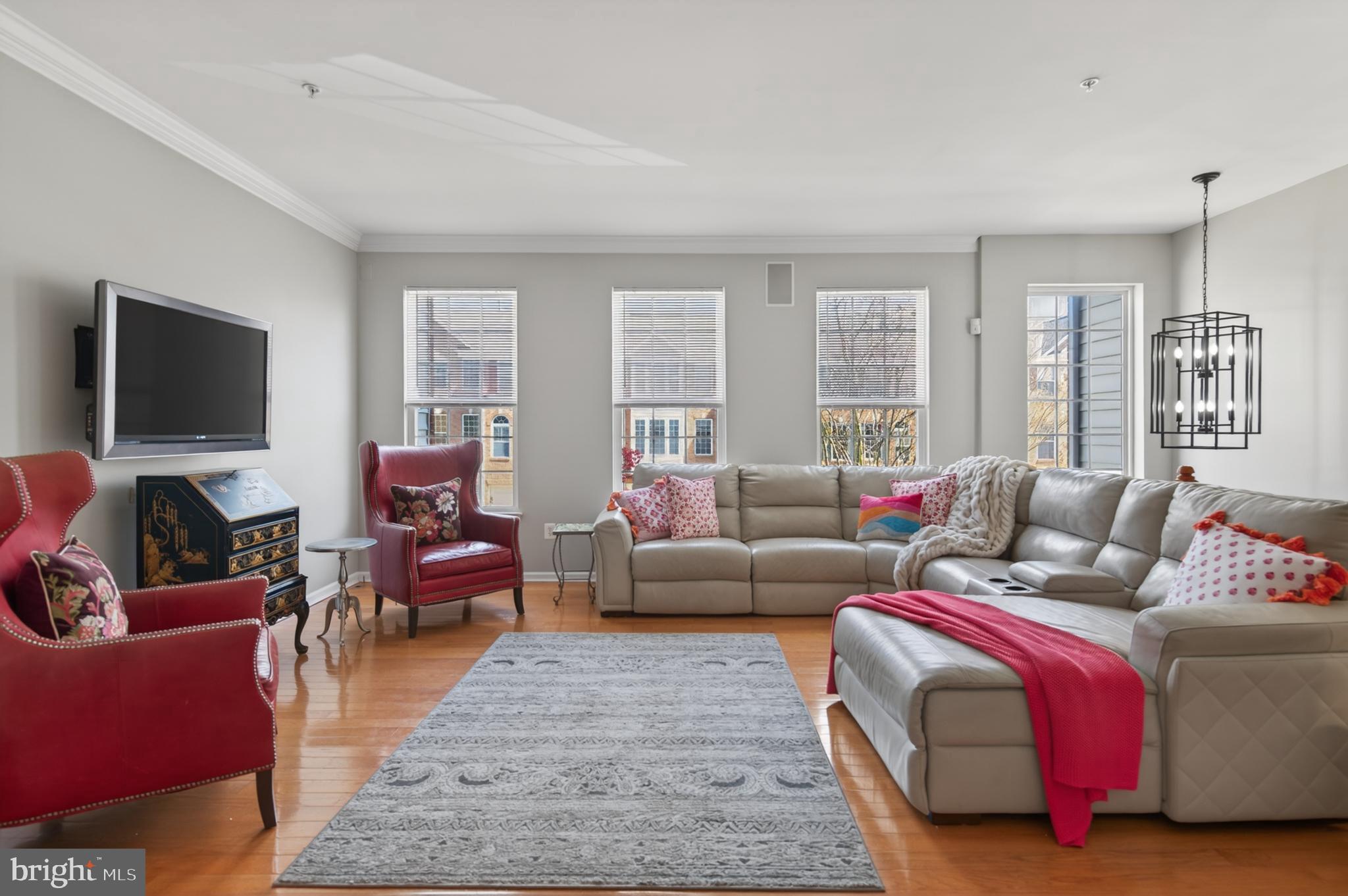 THE LANDINGS AT RIVER OAKS - Residential