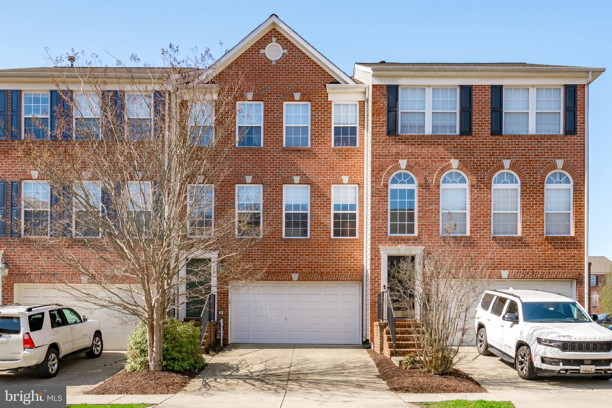 THE LANDINGS AT RIVER OAKS - Residential